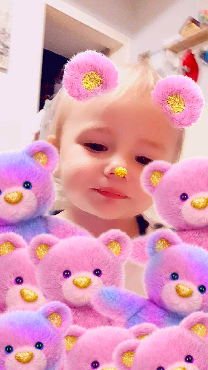 Léa a rejoint le concours — aidez-le/la à gagner de superbes lots ! baby, baby_toys, child, person, pink, plush, stuffed_toy, textile, toddler, toy