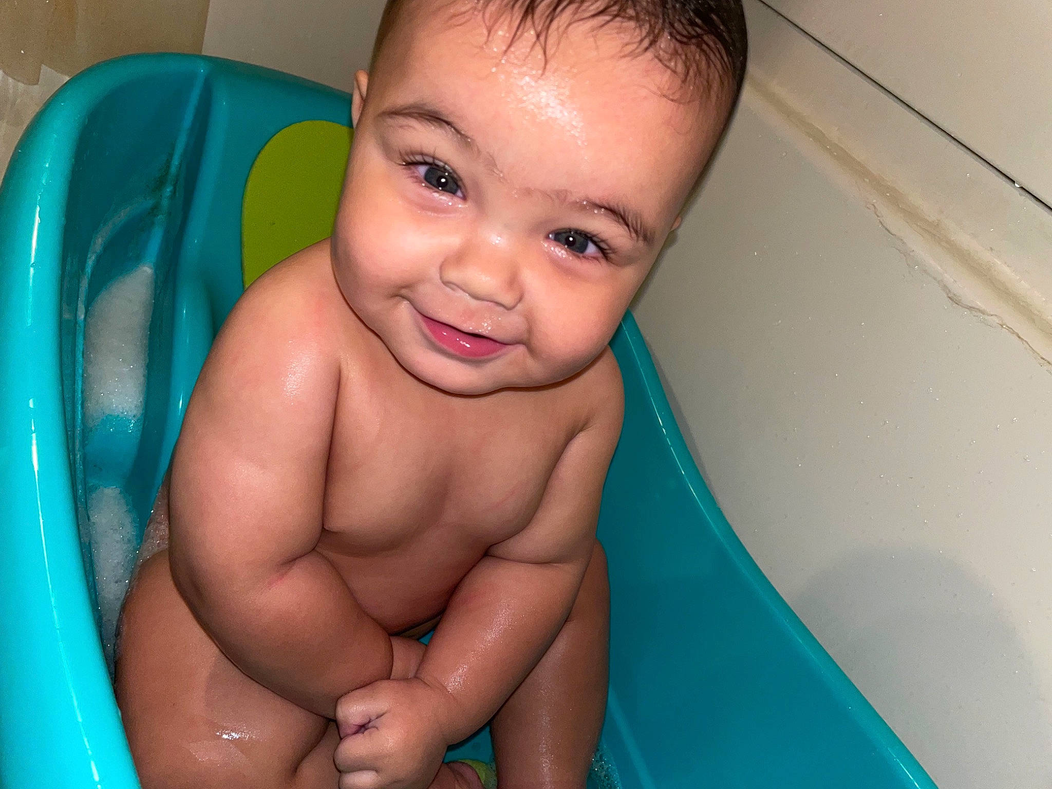 Mazi joined the competition — help win amazing prizes! arm, baby_bathing, bathing, blue, cheek, chin, eye, eyebrow, face, gesture, hair, hand, happy, head, human_body, iris, mouth, nose, person, skin