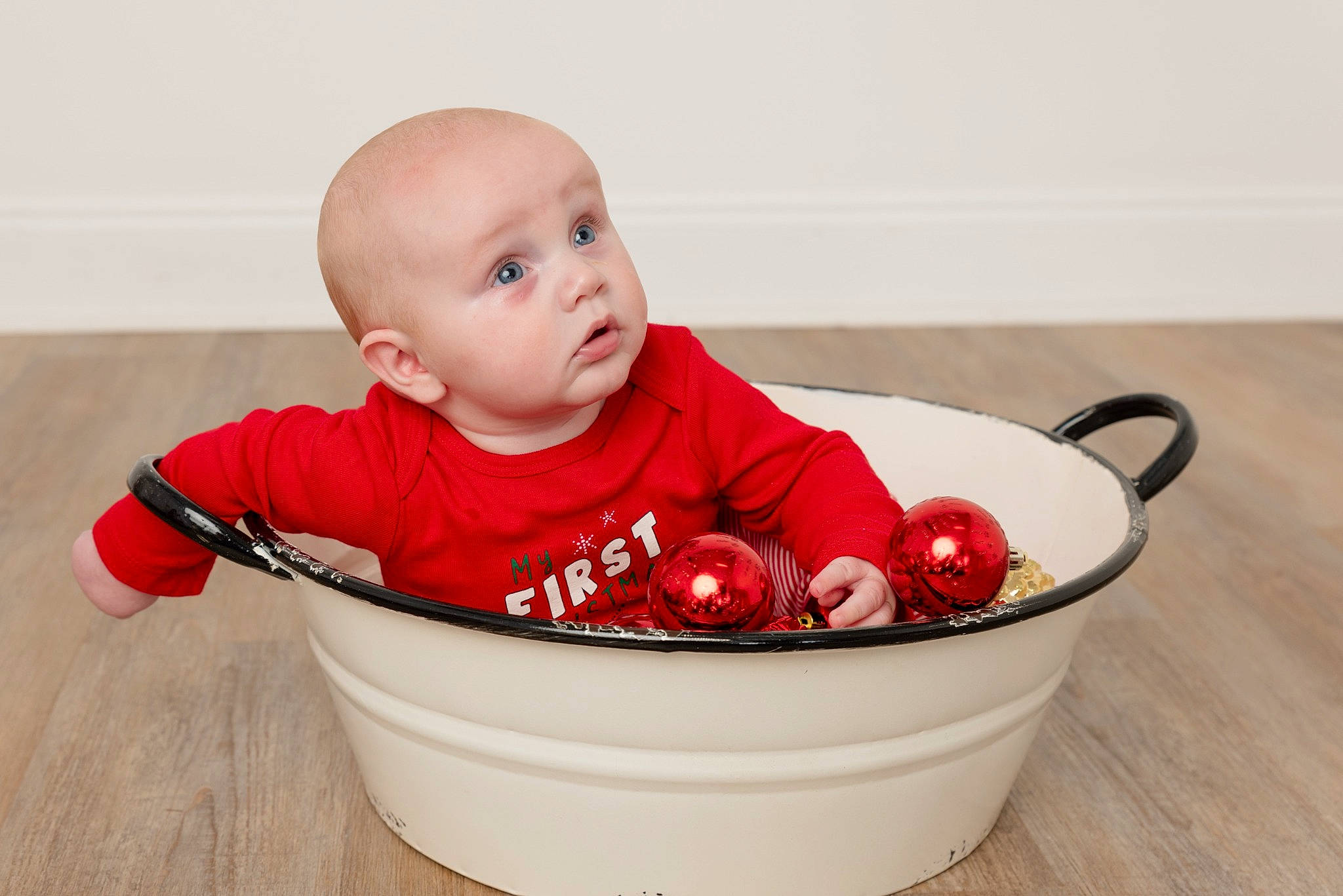 Jaxon is registered to the contest to win money with this photo: baby, baby_products, baby_safety, baby_toddler_clothing, bowl, child, collar, comfort, drinkware, fun, happy, person, play, plumbing_fixture, portrait_photography, serveware, sitting, sleeve, t_shirt, tableware