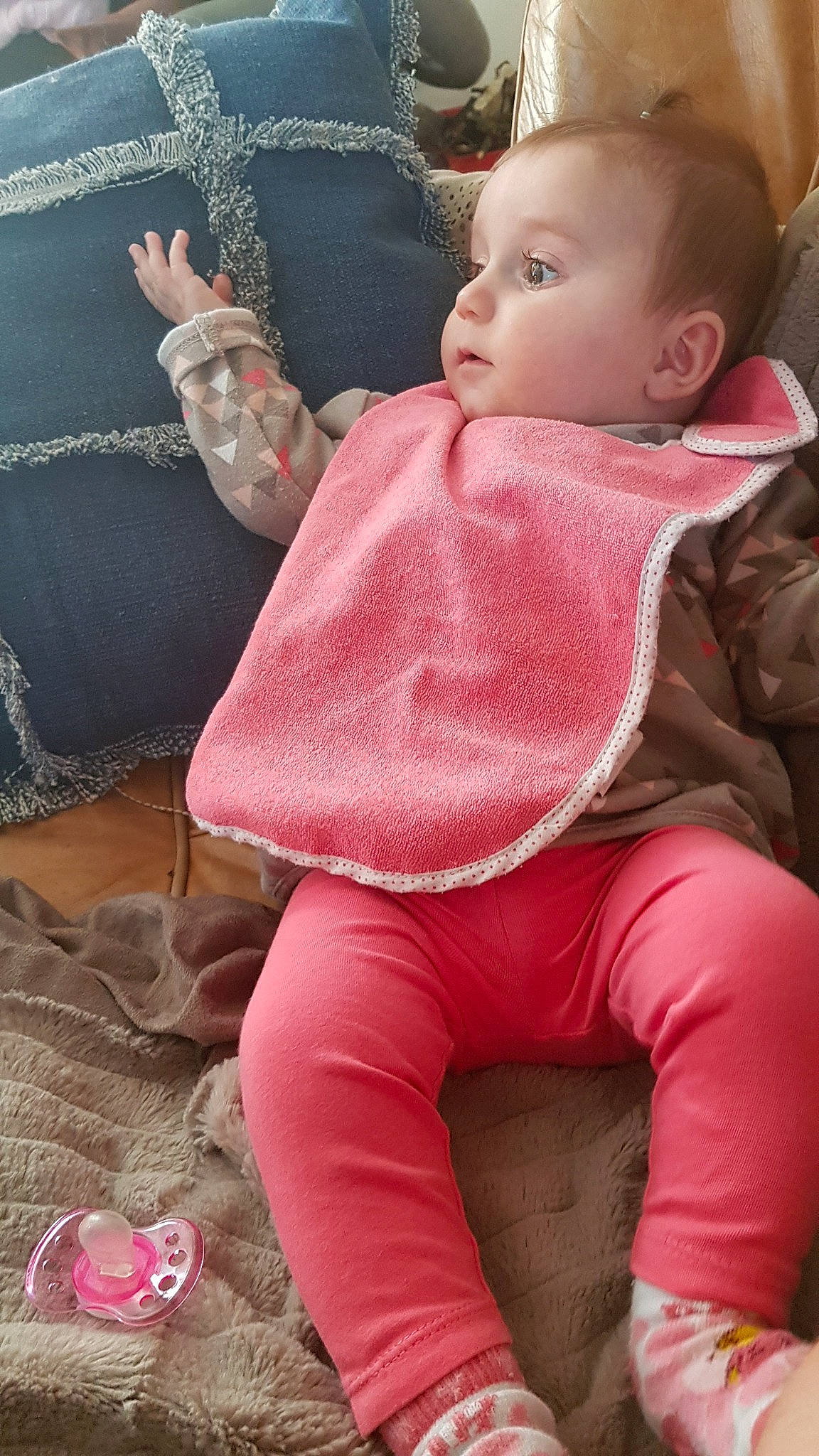 Léana participe au concours pour gagner de l'argent avec cette photo : baby, cheek, child, lip, person, pink, toddler