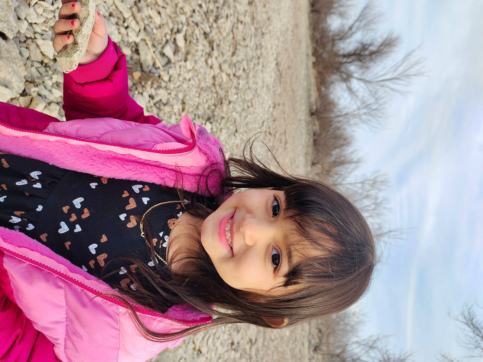 Jessica is registered to the contest to win money with this photo: beauty, brown_hair, child, fashion_accessory, flash_photography, fun, grass, happy, joy, leisure, lip, magenta, people_in_nature, person, pink, plant, portrait_photography, recreation, skin, sky