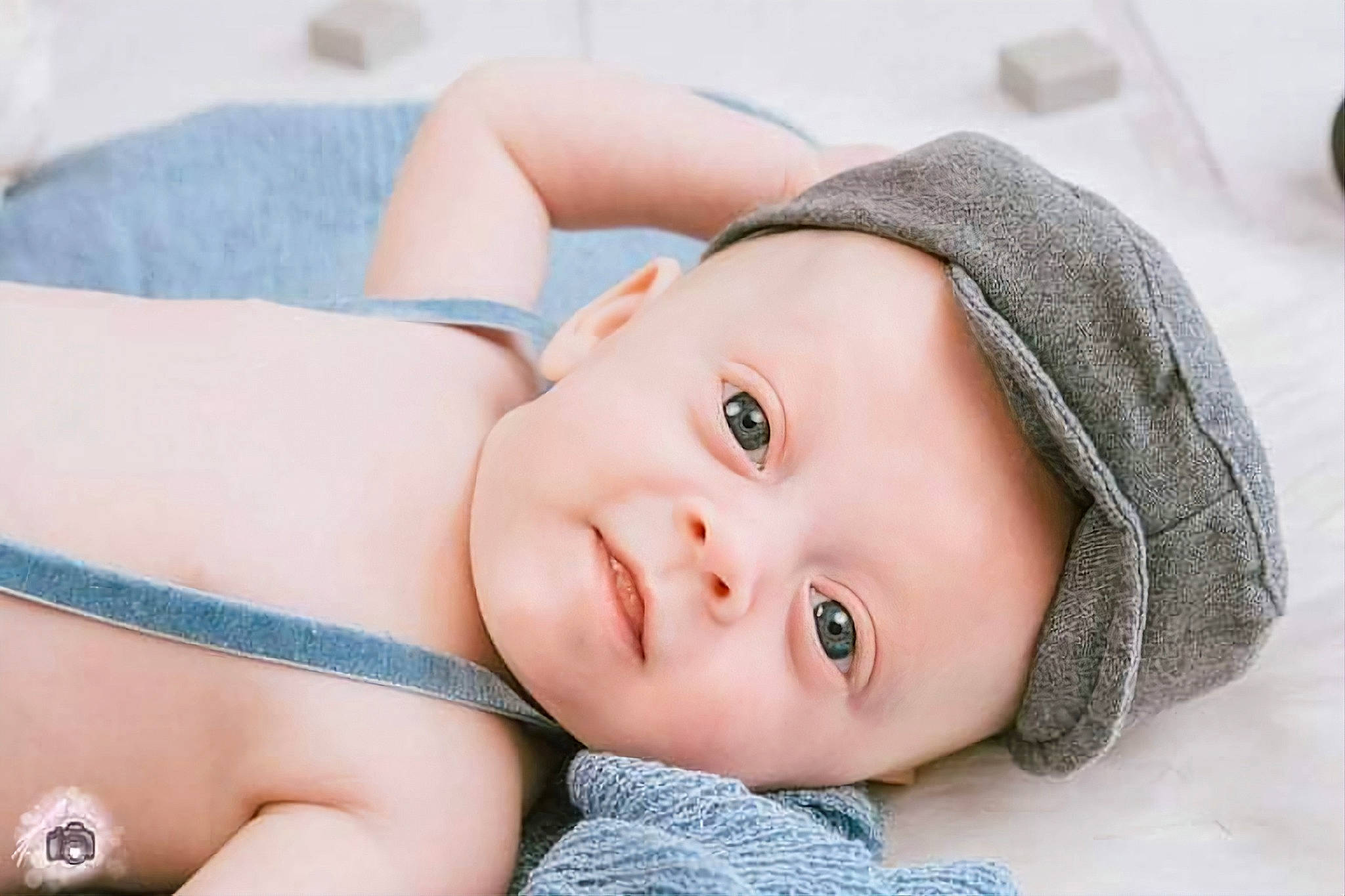 Ugo a rejoint le concours — aidez-le/la à gagner de superbes lots ! baby, baby_toddler_clothing, cheek, chest, child, close_up, comfort, eyelash, fashion_accessory, fur, happy, headwear, linens, pattern, person, portrait_photography, skin, smile, toddler