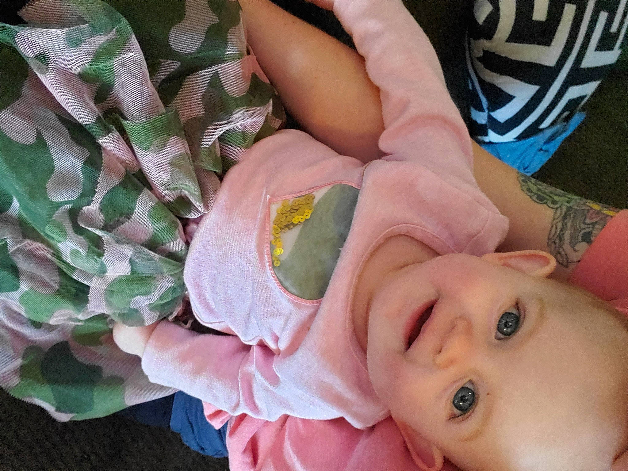 Alice is registered to the contest to win money with this photo: baby, birth, child, hand, person, pink, skin, toddler