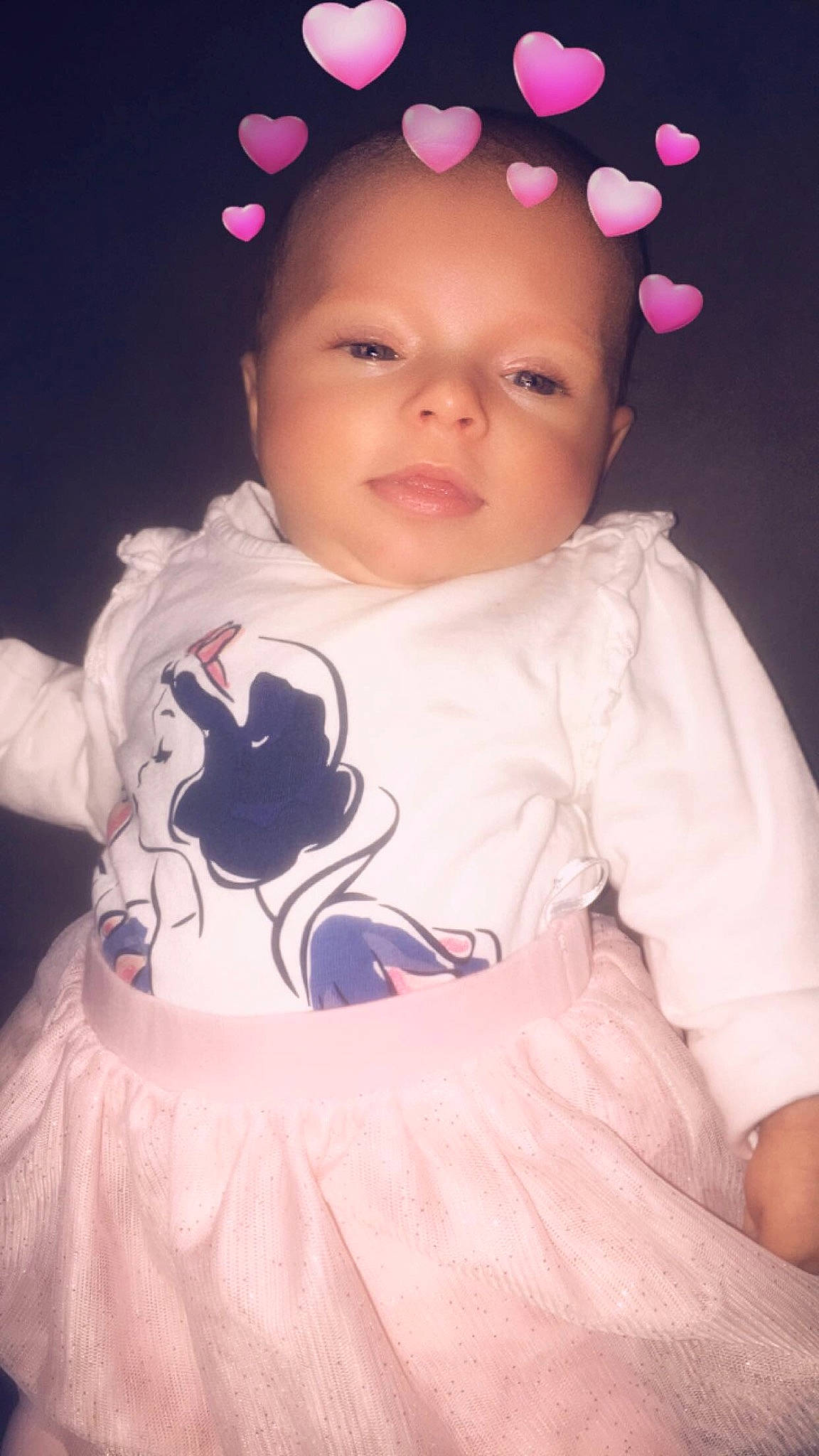 Neïssy a rejoint le concours — aidez-le/la à gagner de superbes lots ! baby, baby_products, baby_toddler_clothing, cheek, child, child_model, costume, daughter, dress, hair_accessory, headpiece, person, pink, product, purple, skin, smile, toddler