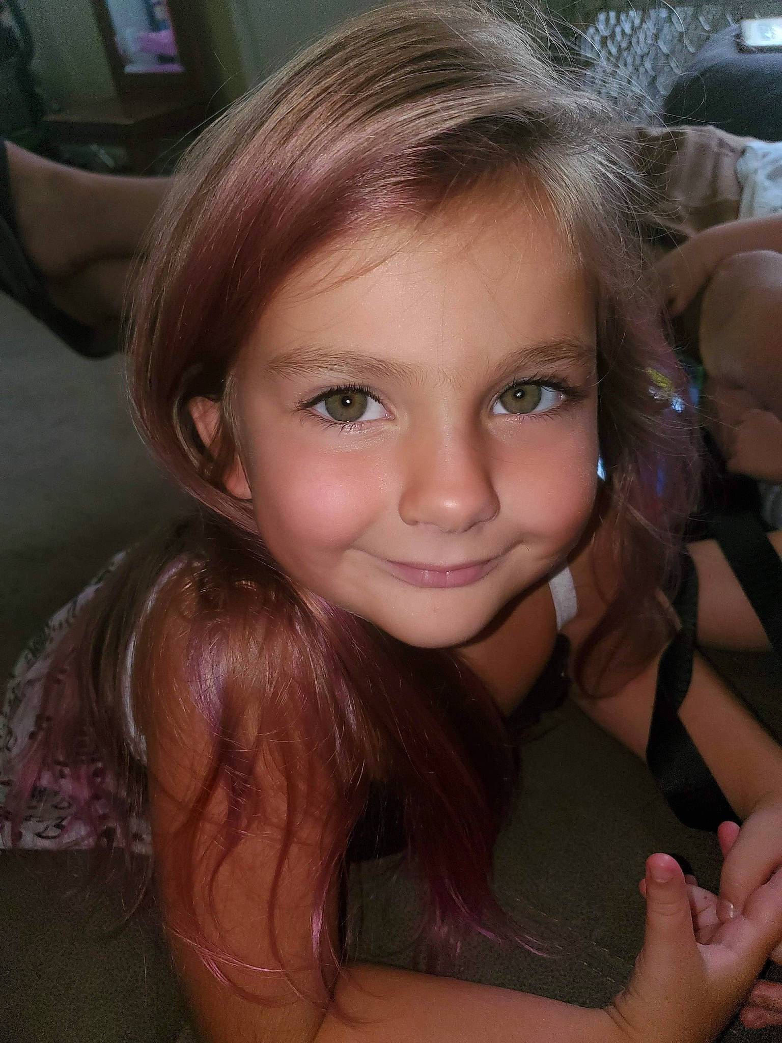 Penelope is registered to the contest to win money with this photo: beauty, blond, brown_hair, cheek, child, child_model, chin, eyebrow, face, fawn, forehead, fun, hair, hairstyle, head, joy, lip, long_hair, mouth, nose