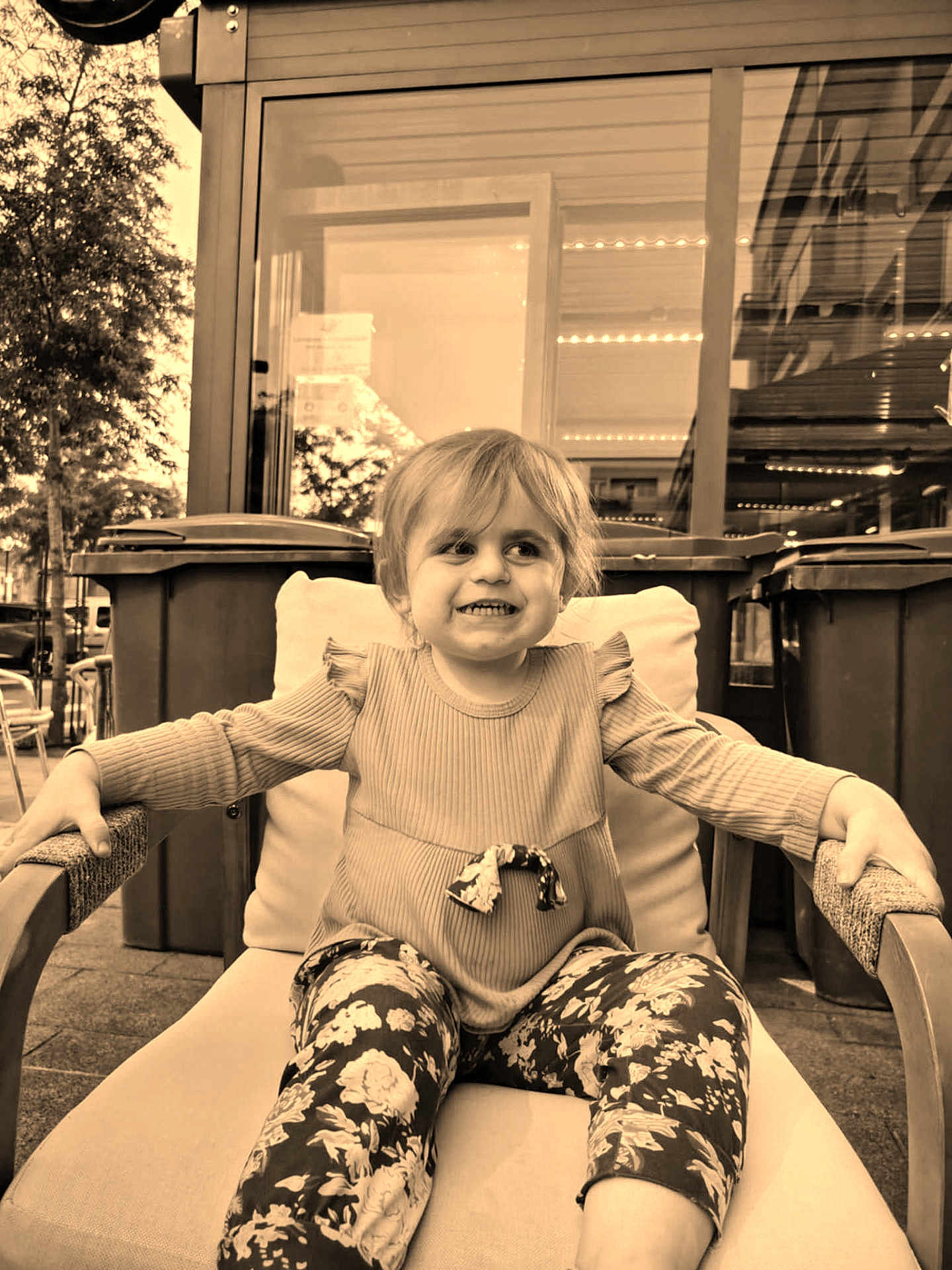 Lola