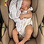 Iris participe au concours pour gagner de l'argent avec cette photo : baby, infant, sleeping, car_seat, blanket, skin, foot, hand, clothing, fabric, comfort, child, rest, relaxation, transportation, safety, seat, cute, indoors, peaceful