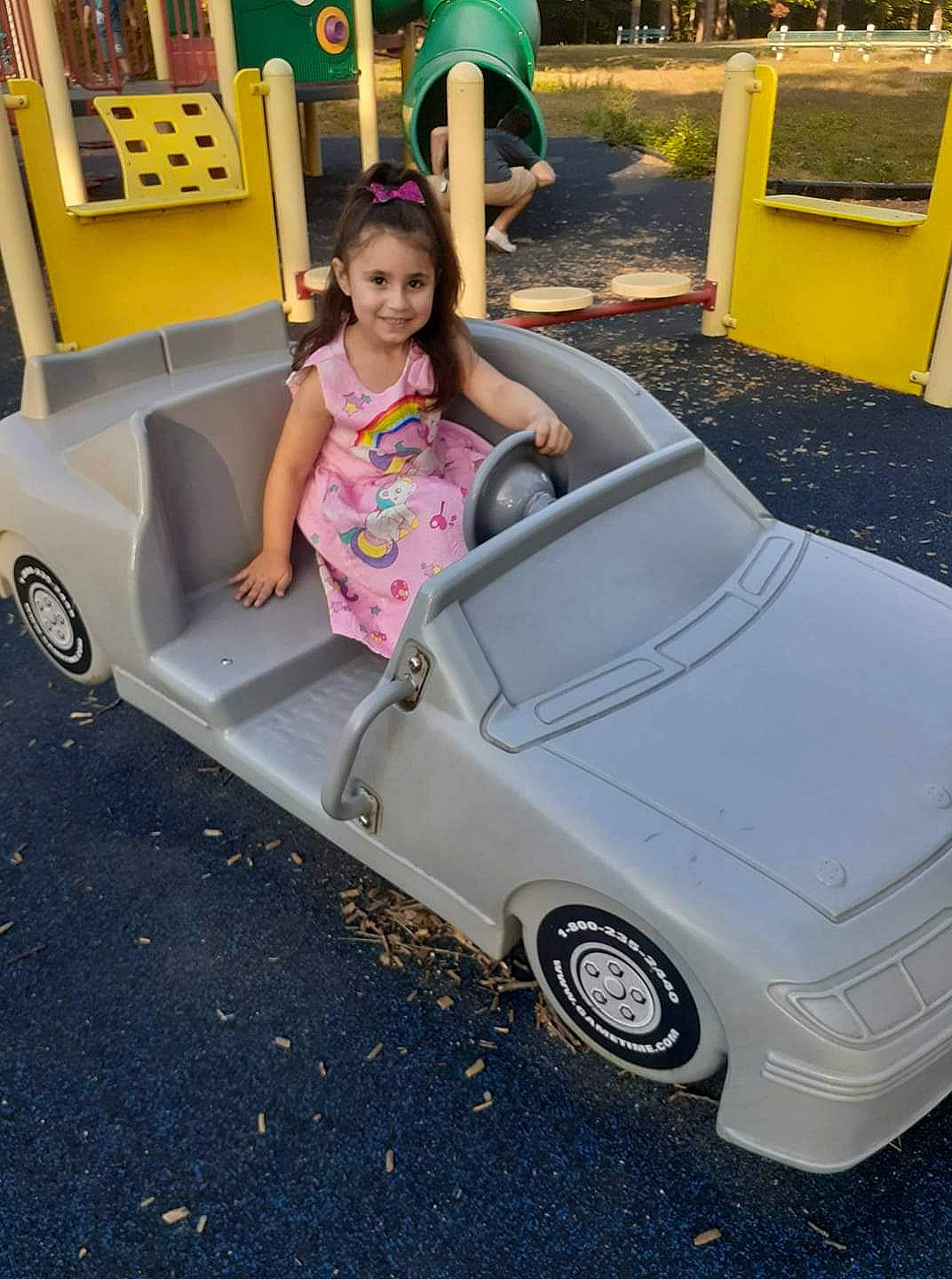 Jaylani is registered to the contest to win money with this photo: alloy_wheel, automotive_design, automotive_exterior, automotive_lighting, automotive_tire, automotive_wheel_system, bumper, car, fender, hood, joy, mode_of_transport, motor_vehicle, person, personal_luxury_car, public_space, tire, toddler, vehicle, vehicle_door