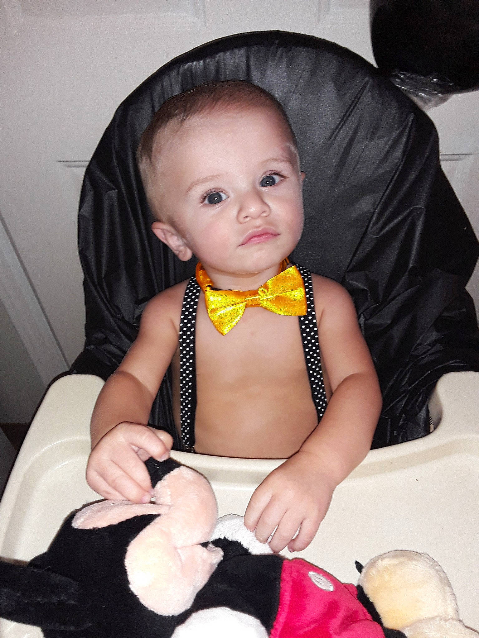 Aryan is registered to the contest to win money with this photo: baby, baby_carriage, baby_products, car_seat, cheek, child, person, product, sitting, skin, toddler, yellow