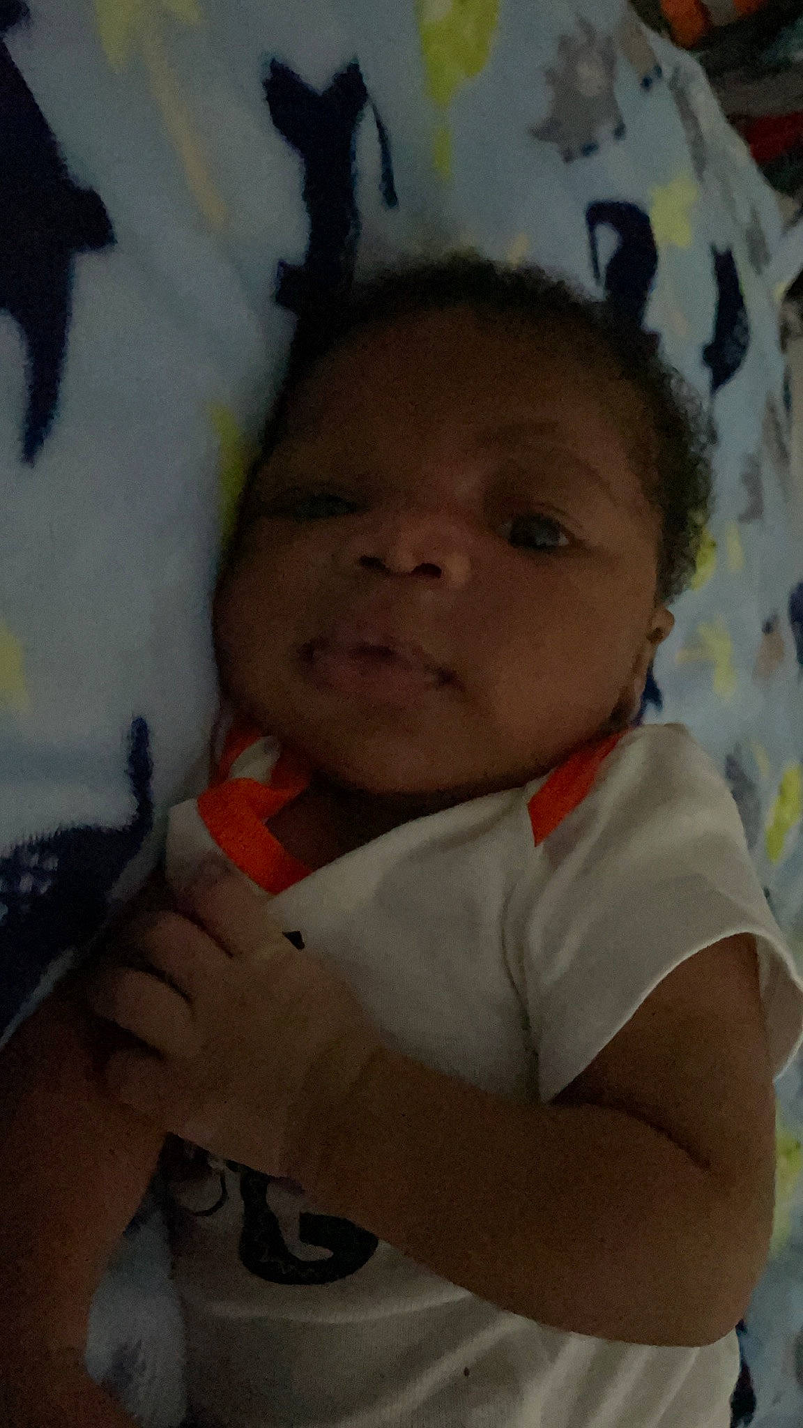 Kartier is registered to the contest to win money with this photo: baby, cheek, chin, comfort, cool, eye, eyebrow, forehead, gesture, hairstyle, happy, iris, lip, mammal, mouth, nose, people, person, skin, textile