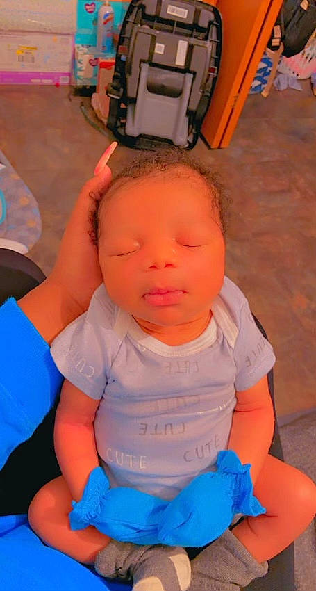 Kartier is registered to the contest to win money with this photo: abdomen, baby, baby_products, baby_toddler_clothing, blue, cheek, child, electric_blue, finger, fun, happy, iris, leisure, mouth, nose, orange, person, pink, red, skin