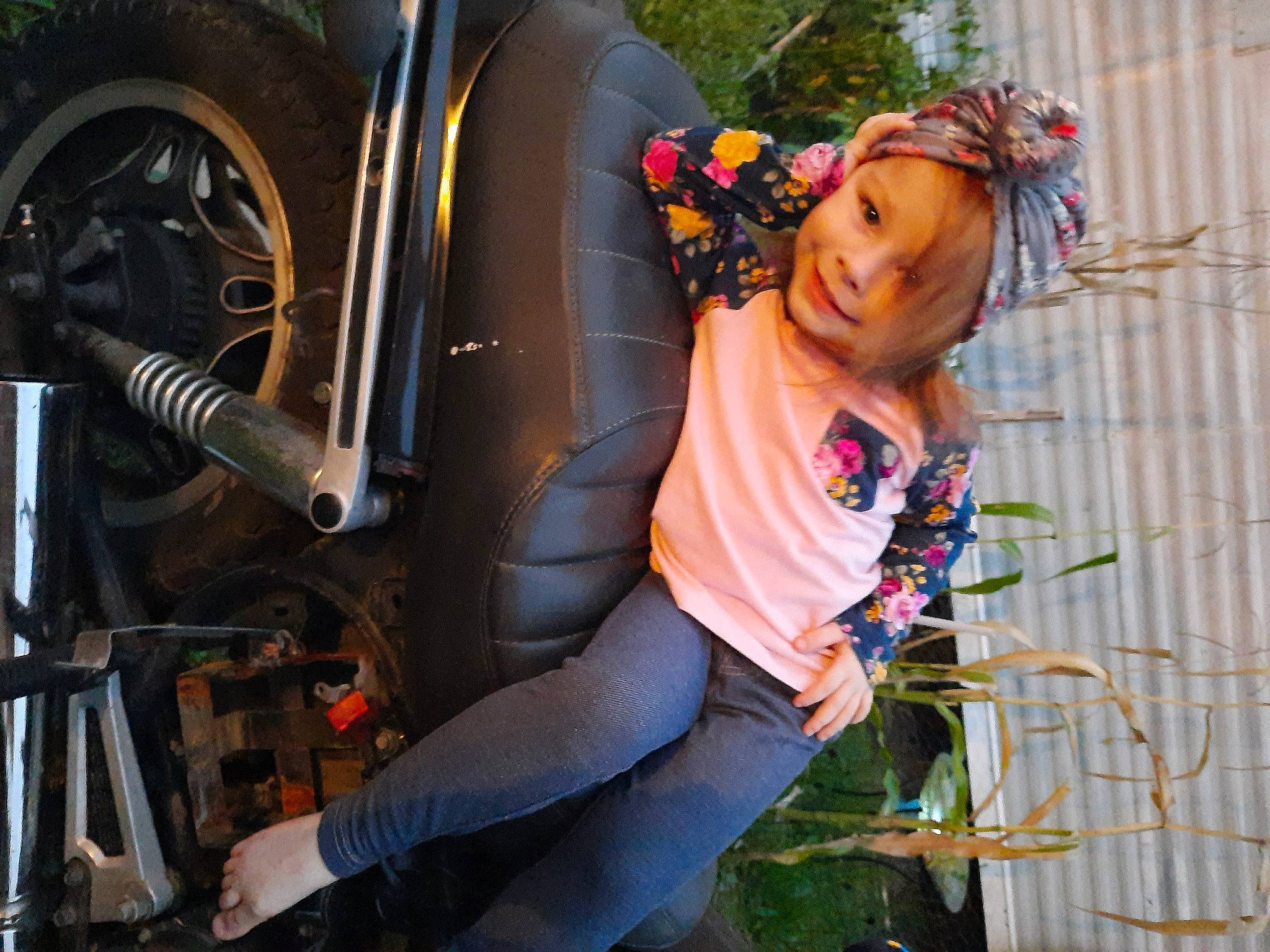 Paisleigh is registered to the contest to win money with this photo: joy, person, plant