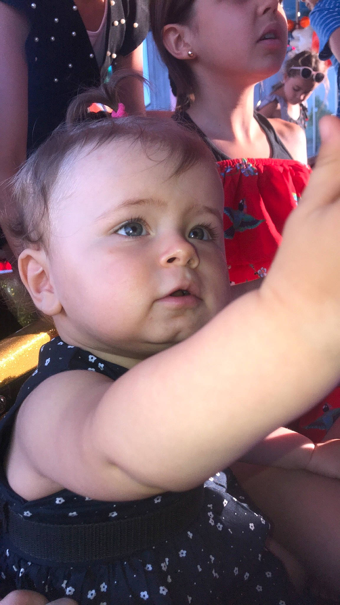 Laetitia participe au concours pour gagner de l'argent avec cette photo : cheek, child, fun, person, skin, smile, toddler