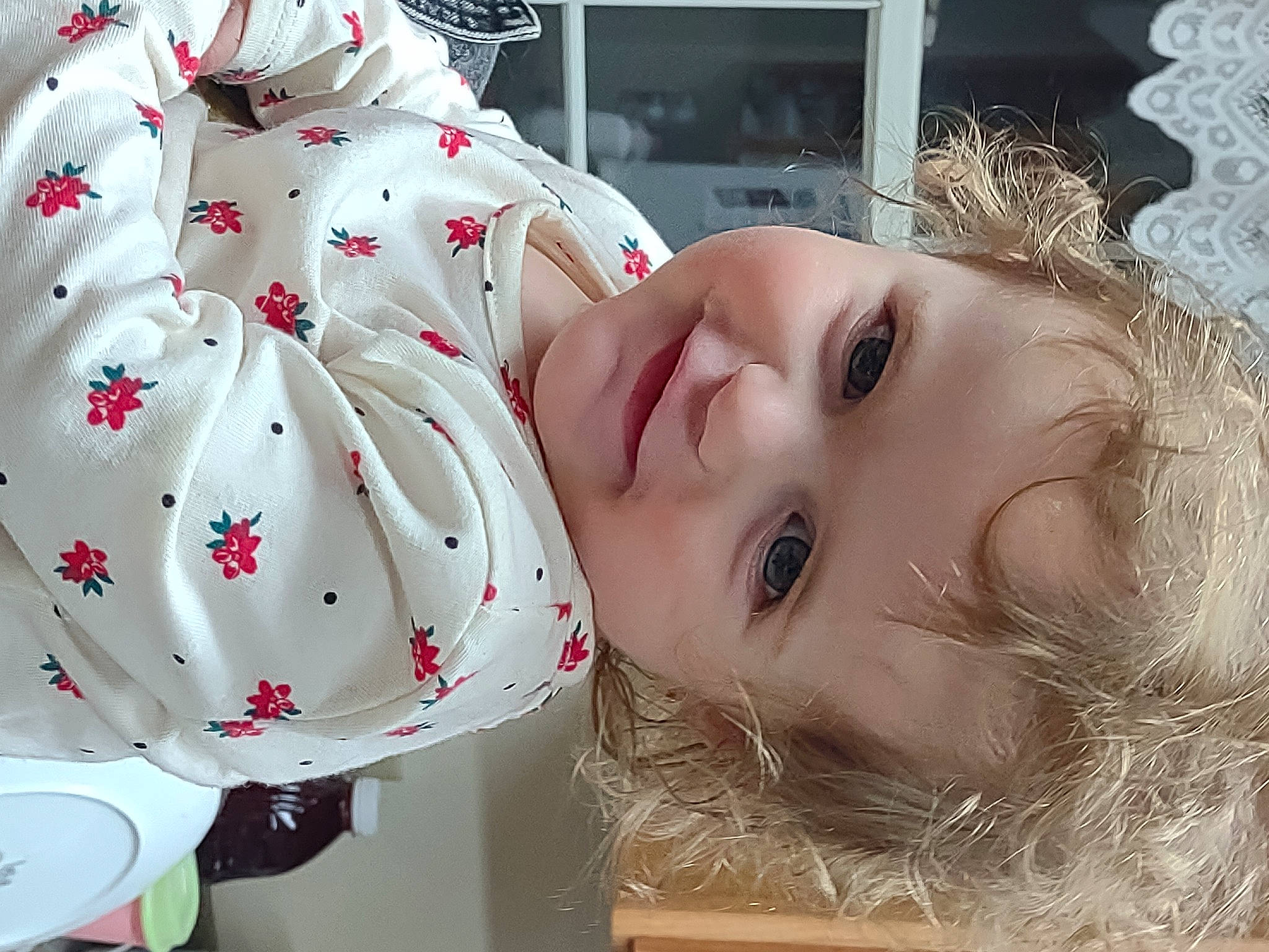 Elaine is registered to the contest to win money with this photo: beauty, carmine, cheek, child, chin, eyelash, face, facial_expression, fashion_accessory, flash_photography, happy, headgear, headpiece, joy, lip, nose, pattern, person, skin, smile