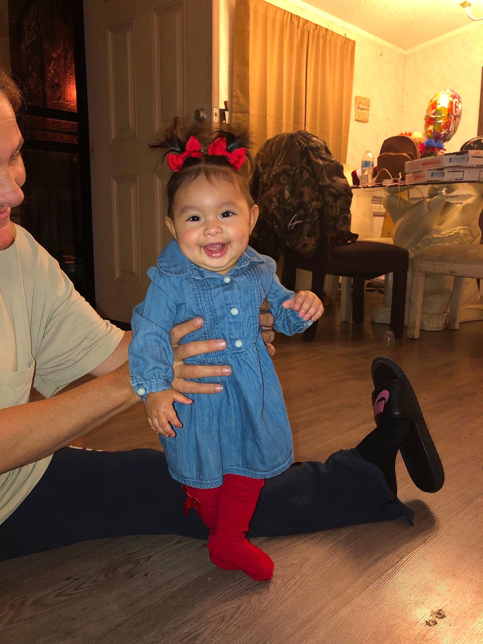 Zoee is registered to the contest to win money with this photo: child, clothing, costume, day, dress, event, facial_expression, flooring, fun, girl, happiness, holiday, joy, party, people, person, play, sitting, skin, smile