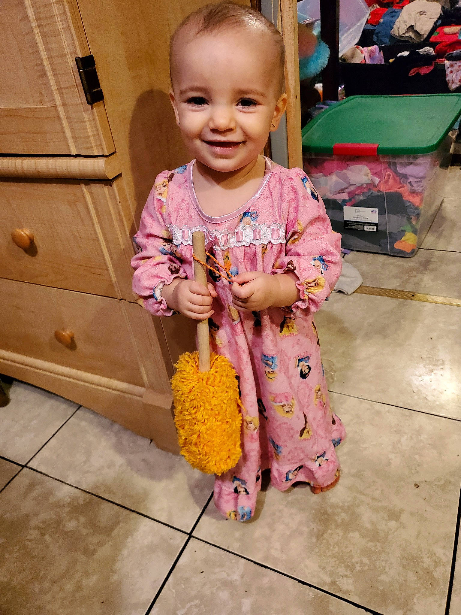 Averi is registered to the contest to win money with this photo: child, joy, person, pink, play, skin, smile, toddler