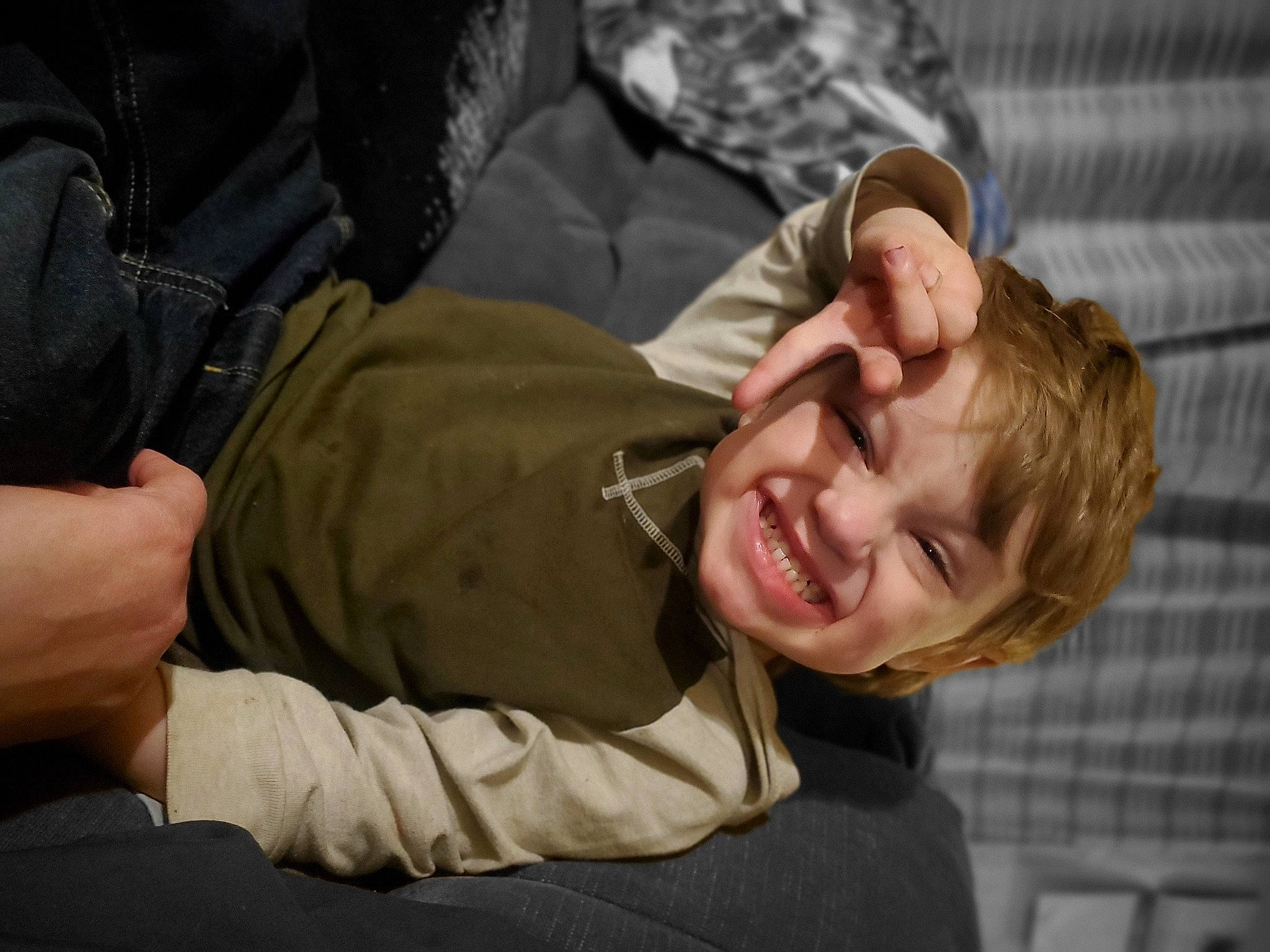 Alaka'I is registered to the contest to win money with this photo: baby, child, comfort, elbow, finger, fun, gesture, hand, happy, human, joint, joy, mammal, mouth, person, sitting, sleeve, smile, toddler, vertebrate