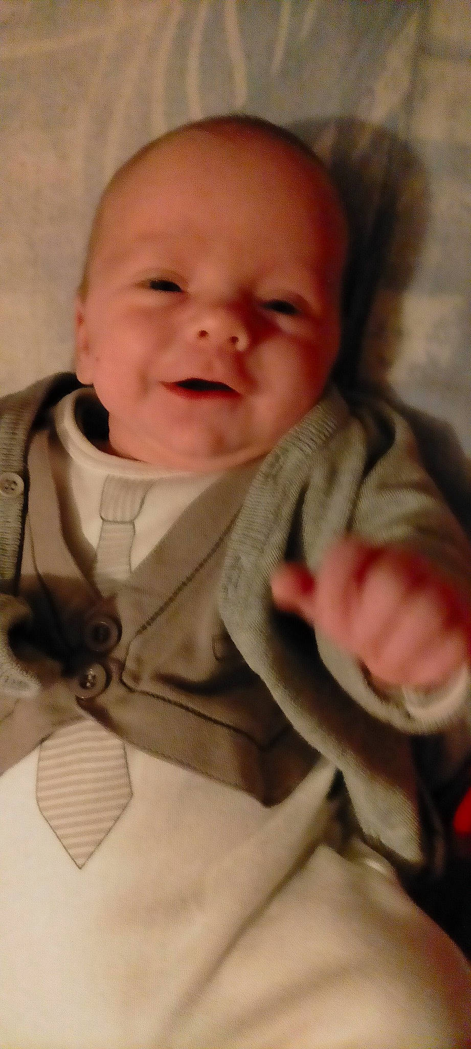 Ayden participe au concours pour gagner de l'argent avec cette photo : baby, baby_products, baby_toddler_clothing, cheek, child, collar, comfort, eye, eyebrow, happy, iris, linens, lip, pattern, person, sitting, skin, sleeve, smile, textile