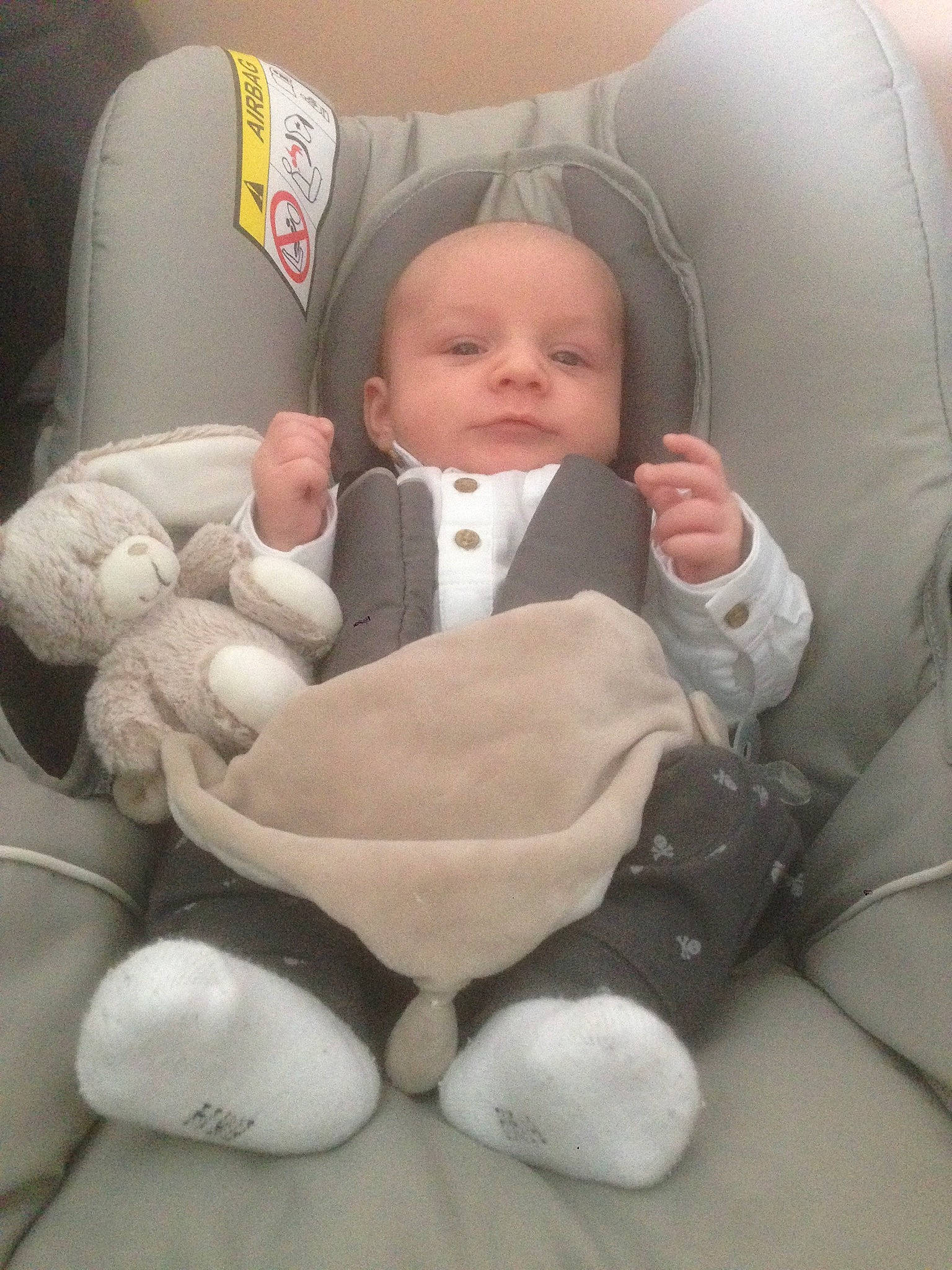 Lylian a rejoint le concours — aidez-le/la à gagner de superbes lots ! baby, baby_products, child, comfort, person, product, stuffed_toy, toddler