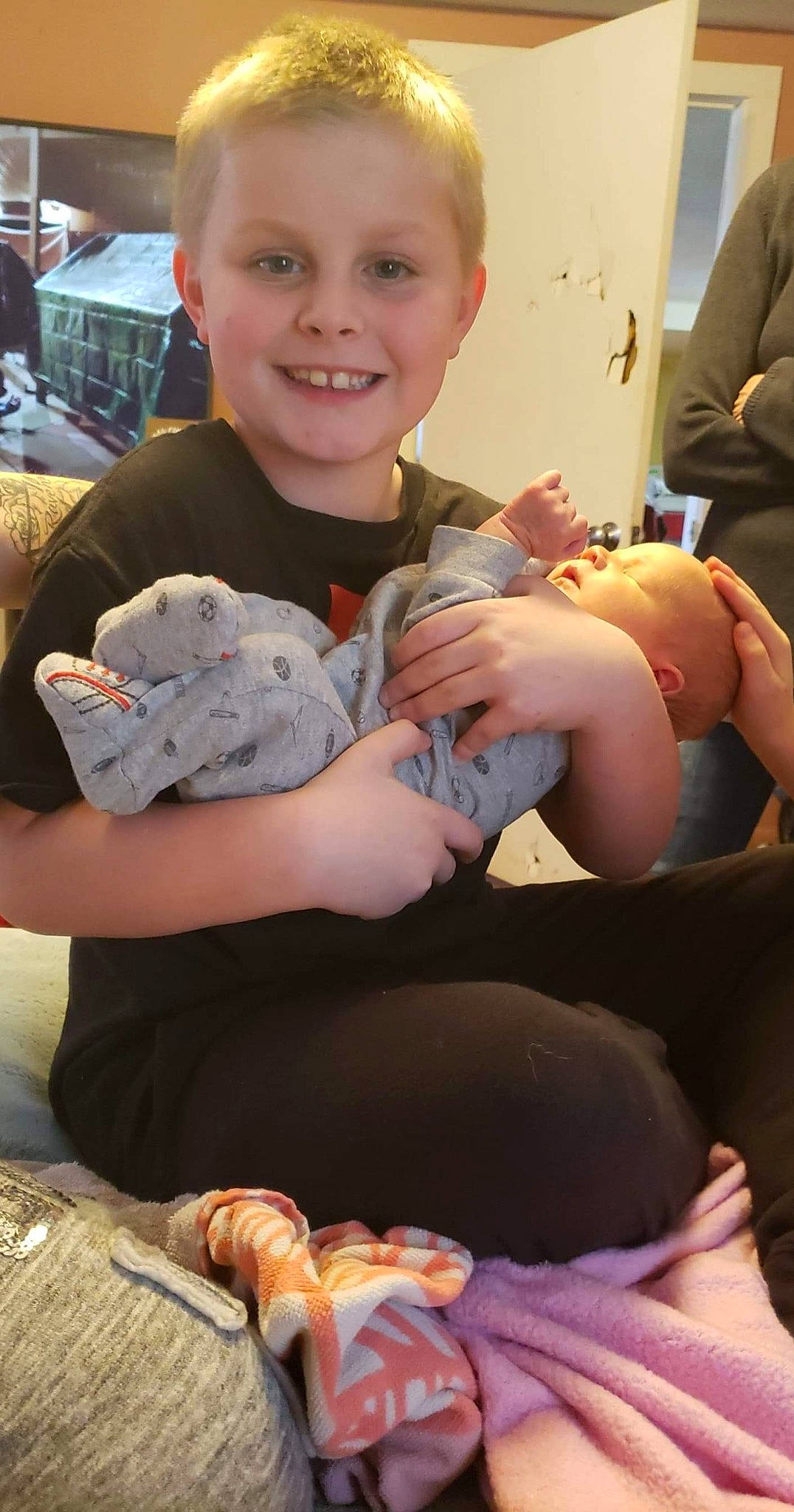 Louise joined the competition — help win amazing prizes! arm, comfort, finger, fun, hairstyle, happy, head, human_body, joint, joy, knee, lap, organ, people, person, shorts, skin, smile, thigh, toddler