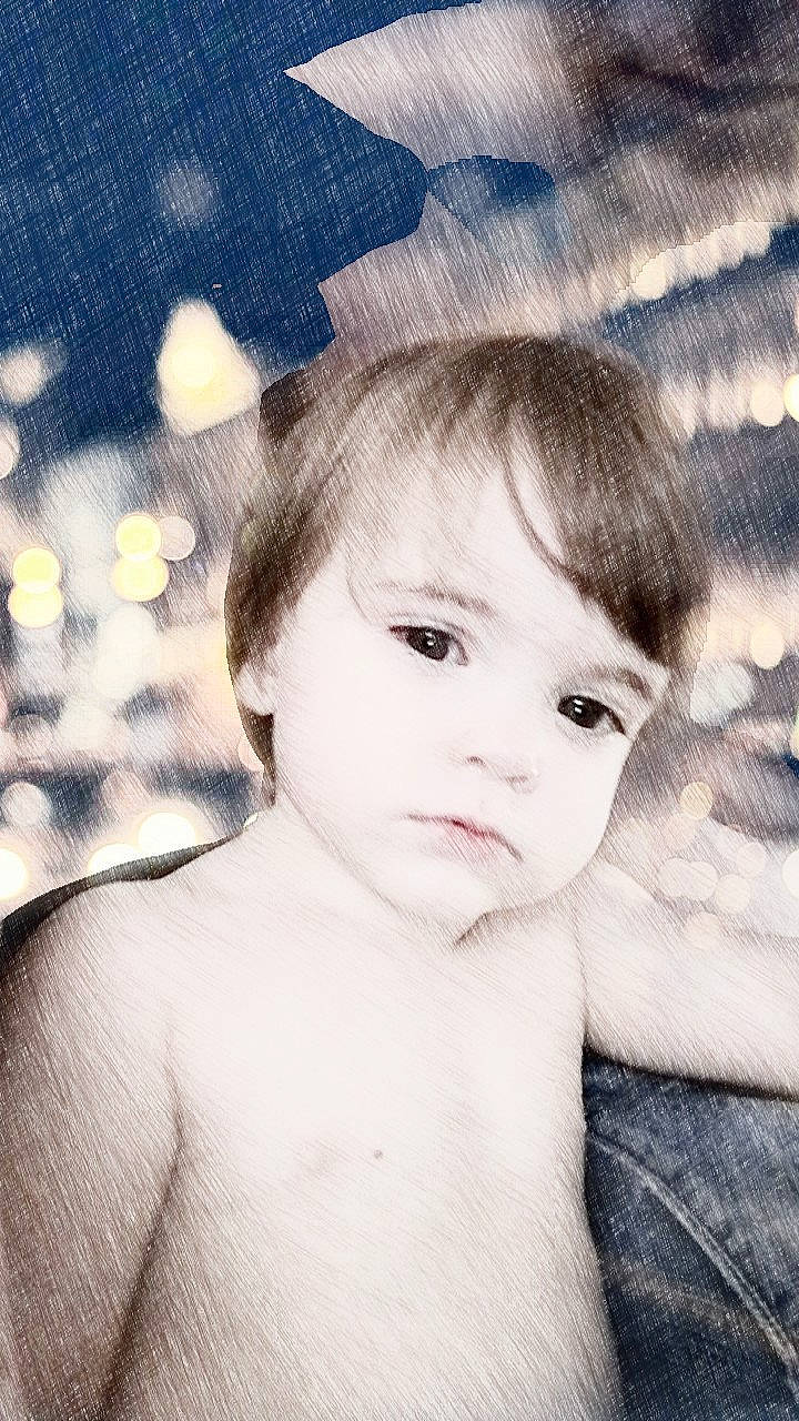 Lorna a rejoint le concours — aidez-le/la à gagner de superbes lots ! beauty, blue, cheek, child, chin, eye, face, forehead, hair, hairstyle, head, lip, nose, organ, person, photograph, photography, skin, sky, snapshot