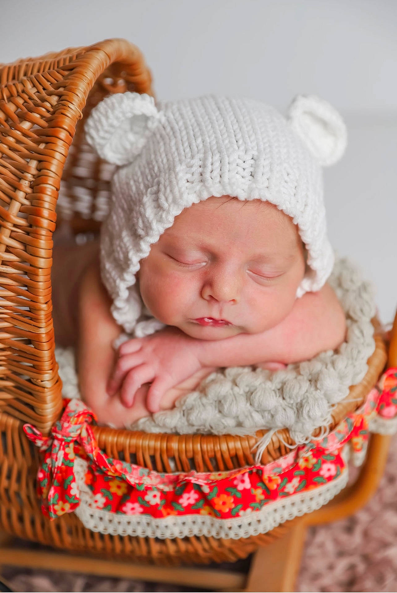 Jersey is registered to the contest to win money with this photo: art, baby, baby_sleeping, baby_toddler_clothing, cap, child, comfort, craft, creative_arts, crochet, fashion_accessory, grass, hat, headgear, headwear, pattern, peach, person, sitting, toddler