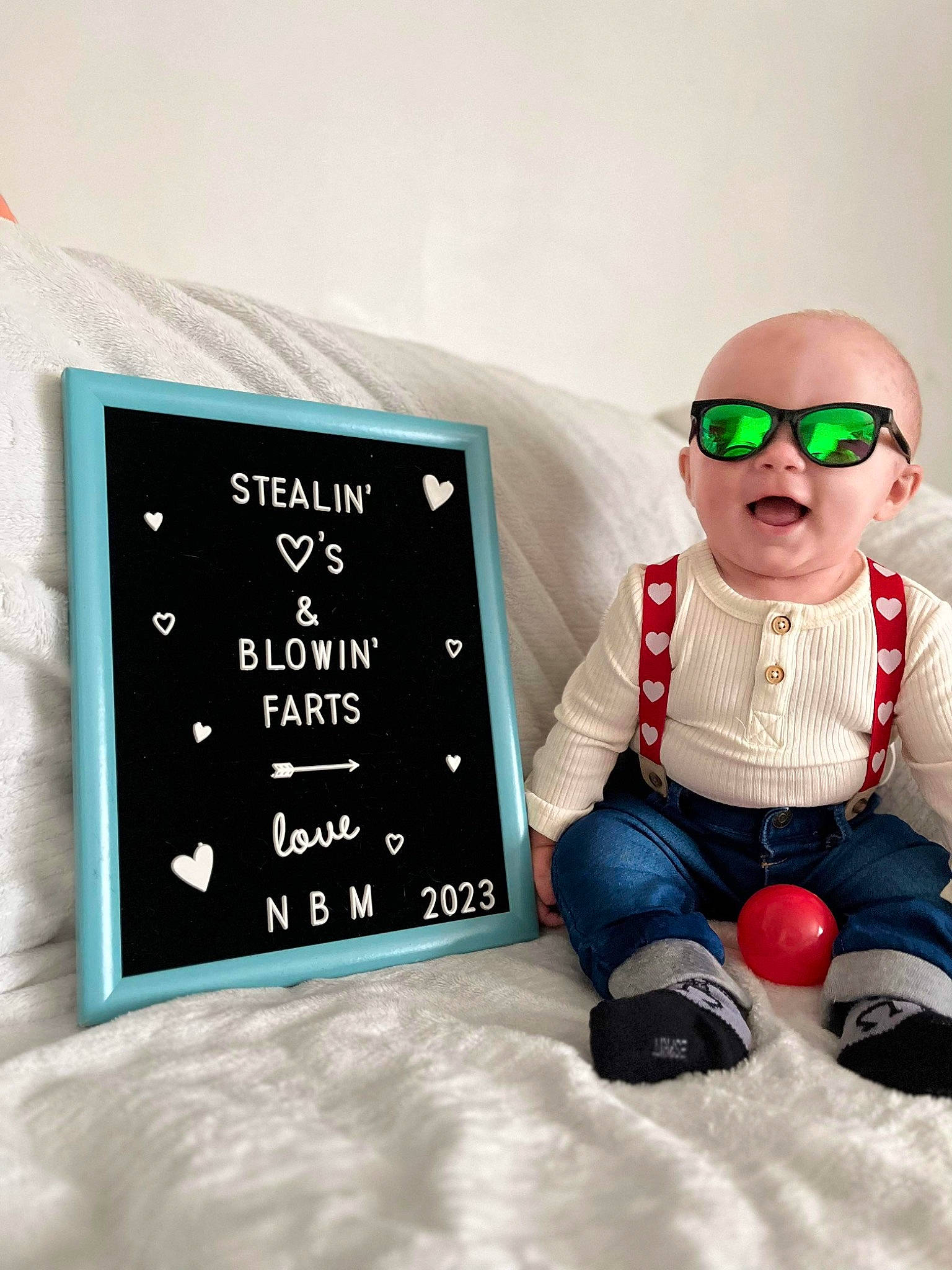 Nash joined the competition — help win amazing prizes! audio_equipment, carmine, cool, eyewear, fictional_character, font, gadget, glove, goggles, happy, jacket, person, personal_protective_equipment, recreation, selfie, sleeve, stuffed_toy, sunglasses, t_shirt, toy