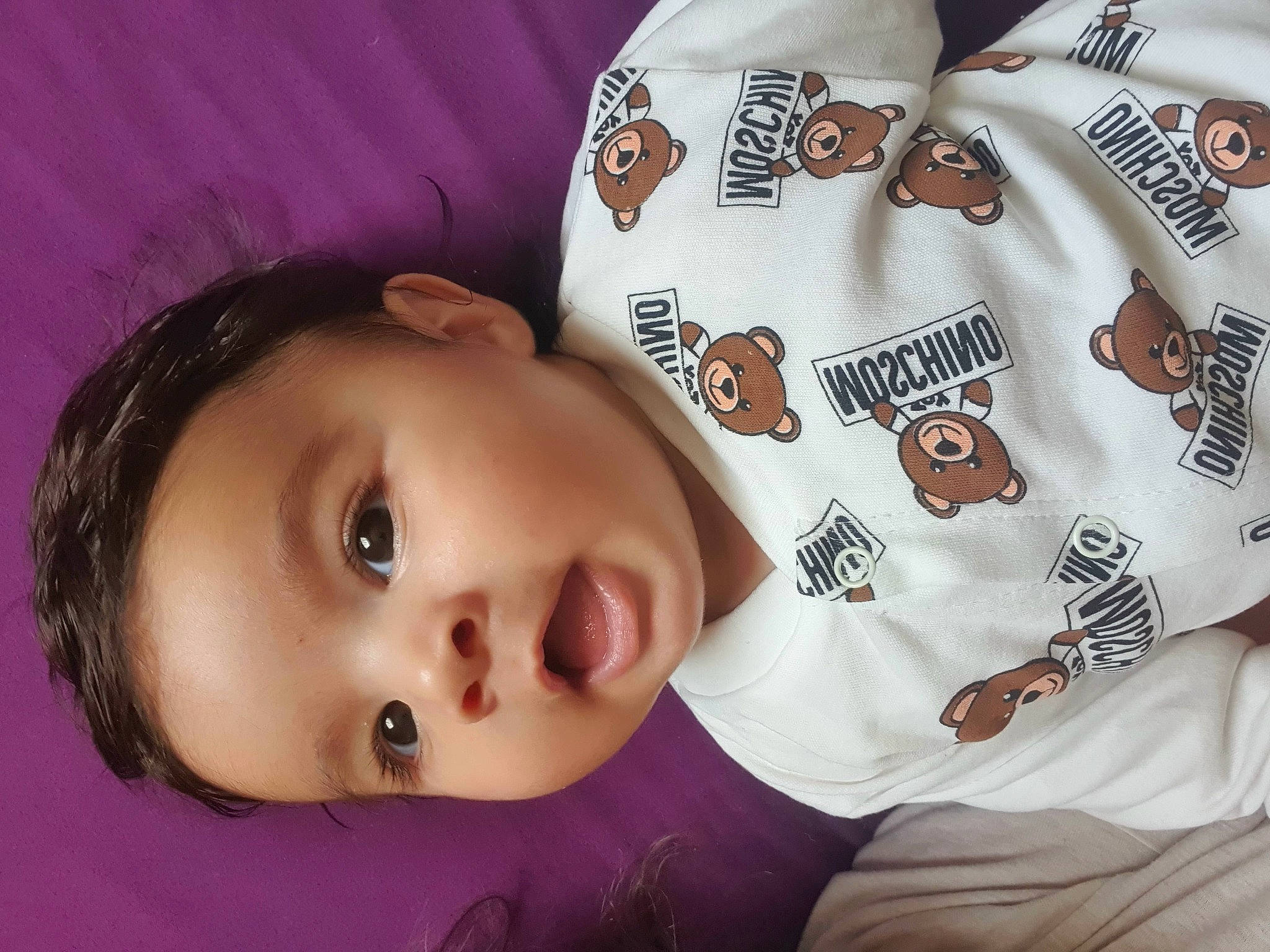 Hanna participe au concours pour gagner de l'argent avec cette photo : baby, baby_toddler_clothing, cheek, child, chin, comfort, cool, eyebrow, eyelash, forehead, happy, headgear, lip, mouth, neck, nose, person, skin, sleeve, textile