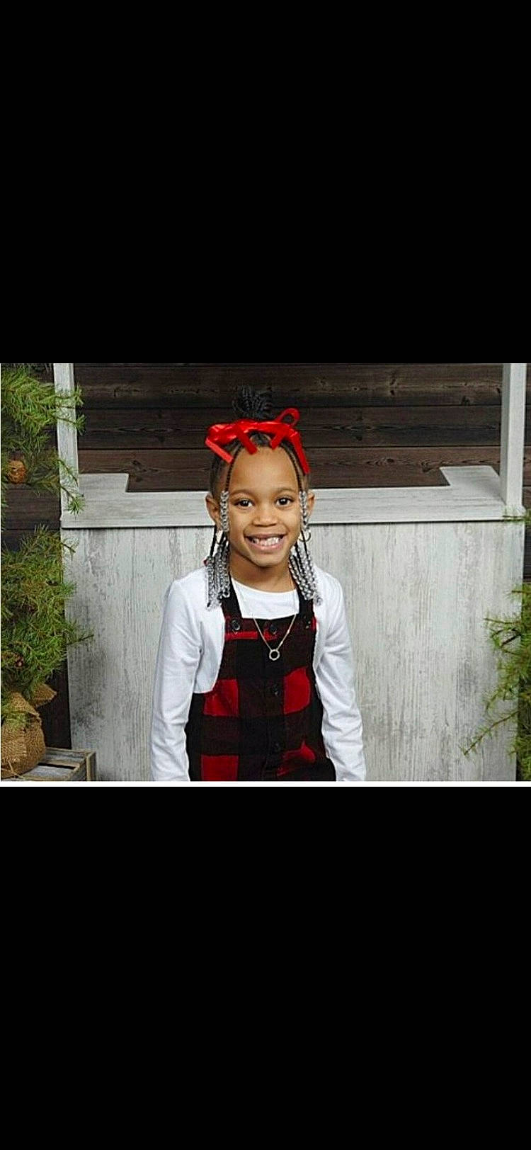 Jermylah is registered to the contest to win money with this photo: child_model, clothing, collar, eye, fashion_accessory, joy, person, pigtail, portrait_photography