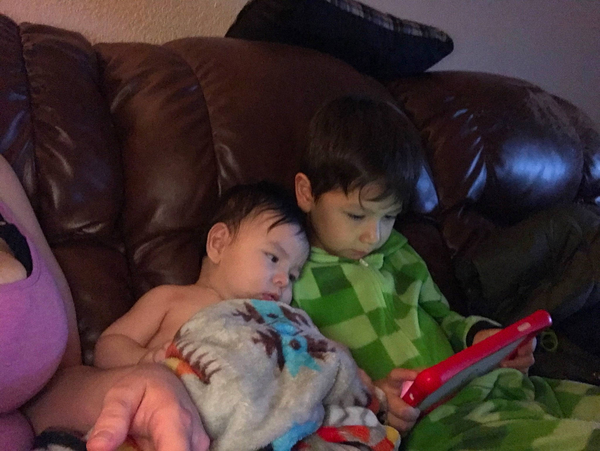 James is registered to the contest to win money with this photo: baby, cheek, child, family, fun, lap, mouth, nap, people, person, play, sibling, sitting, skin, sleep, toddler