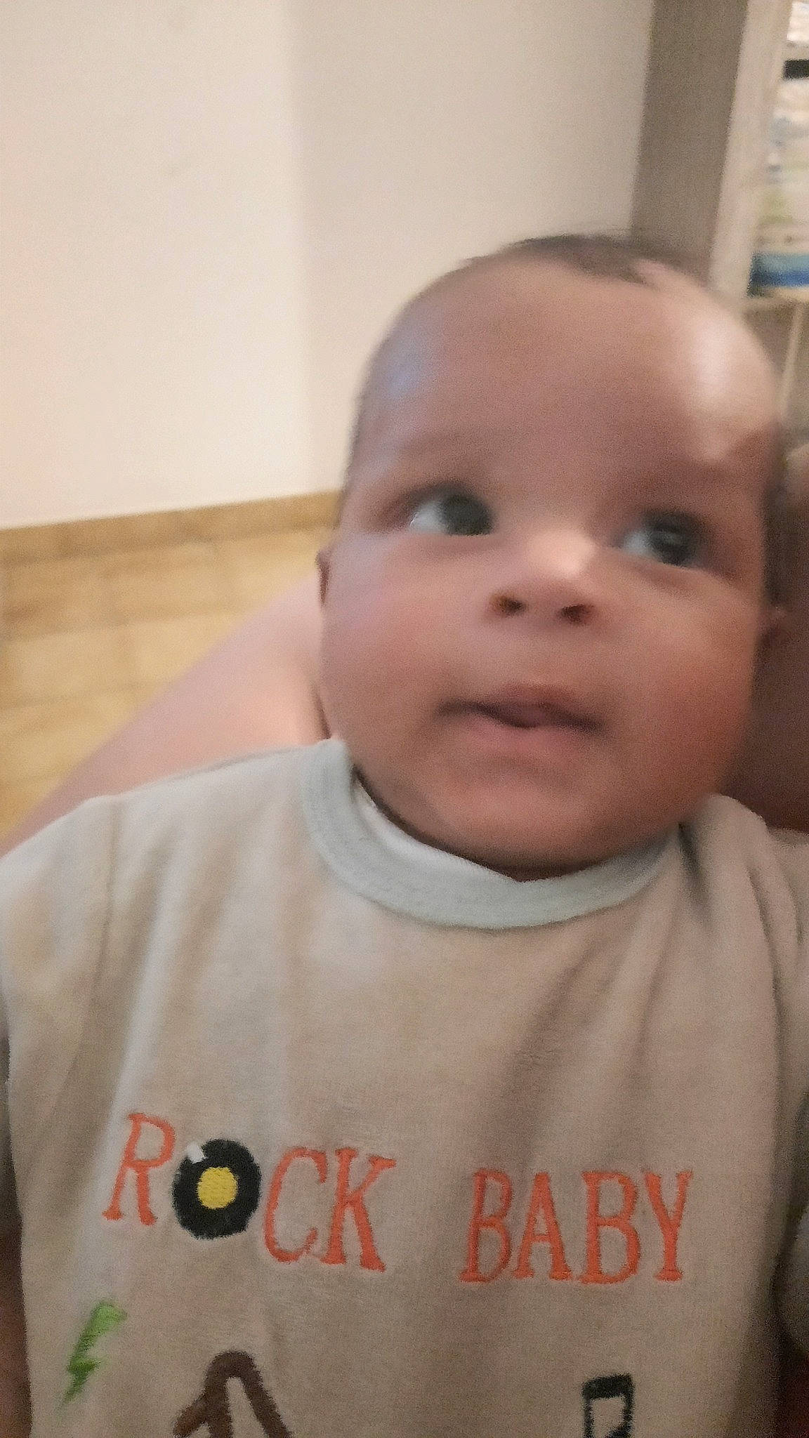 Nikola participe au concours pour gagner de l'argent avec cette photo : baby, cheek, child, chin, ear, eye, eyebrow, face, forehead, head, lip, mouth, nose, person, skin, smile, toddler