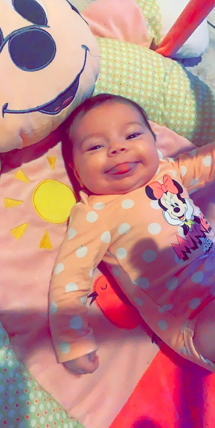 Léna participe au concours pour gagner de l'argent avec cette photo : baby, cheek, child, facial_expression, fun, happy, lip, nose, person, pink, skin, smile, toddler