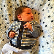 James is registered to the contest to win money with this photo: