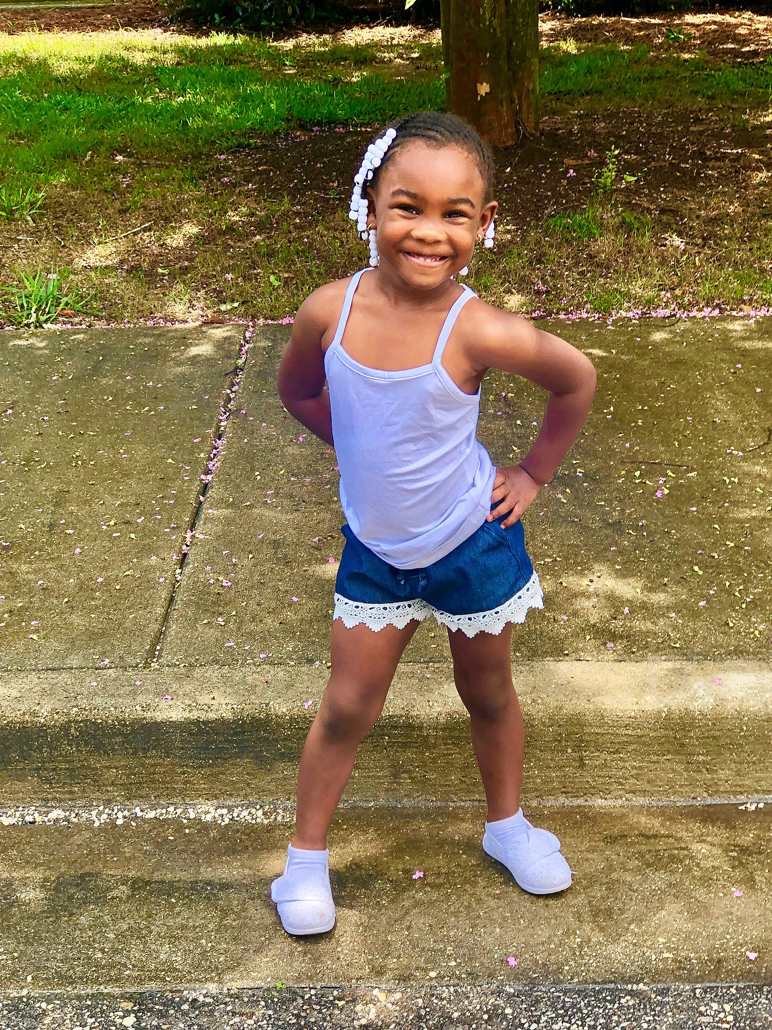 Keira is registered to the contest to win money with this photo: child, fun, joy, leisure, person, play, recreation, smile, summer, vacation, water