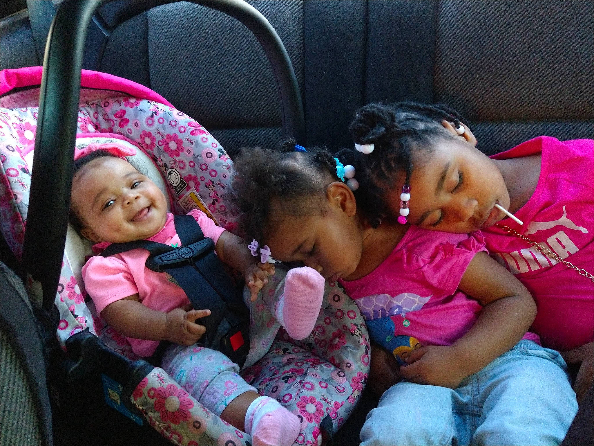 Laya Cyriah Ari is registered to the contest to win money with this photo: baby, baby_in_car_seat, birth, car_seat, cheek, child, family, fun, headwear, joy, magenta, people, person, pink, play, product, sibling, sitting, skin, smile