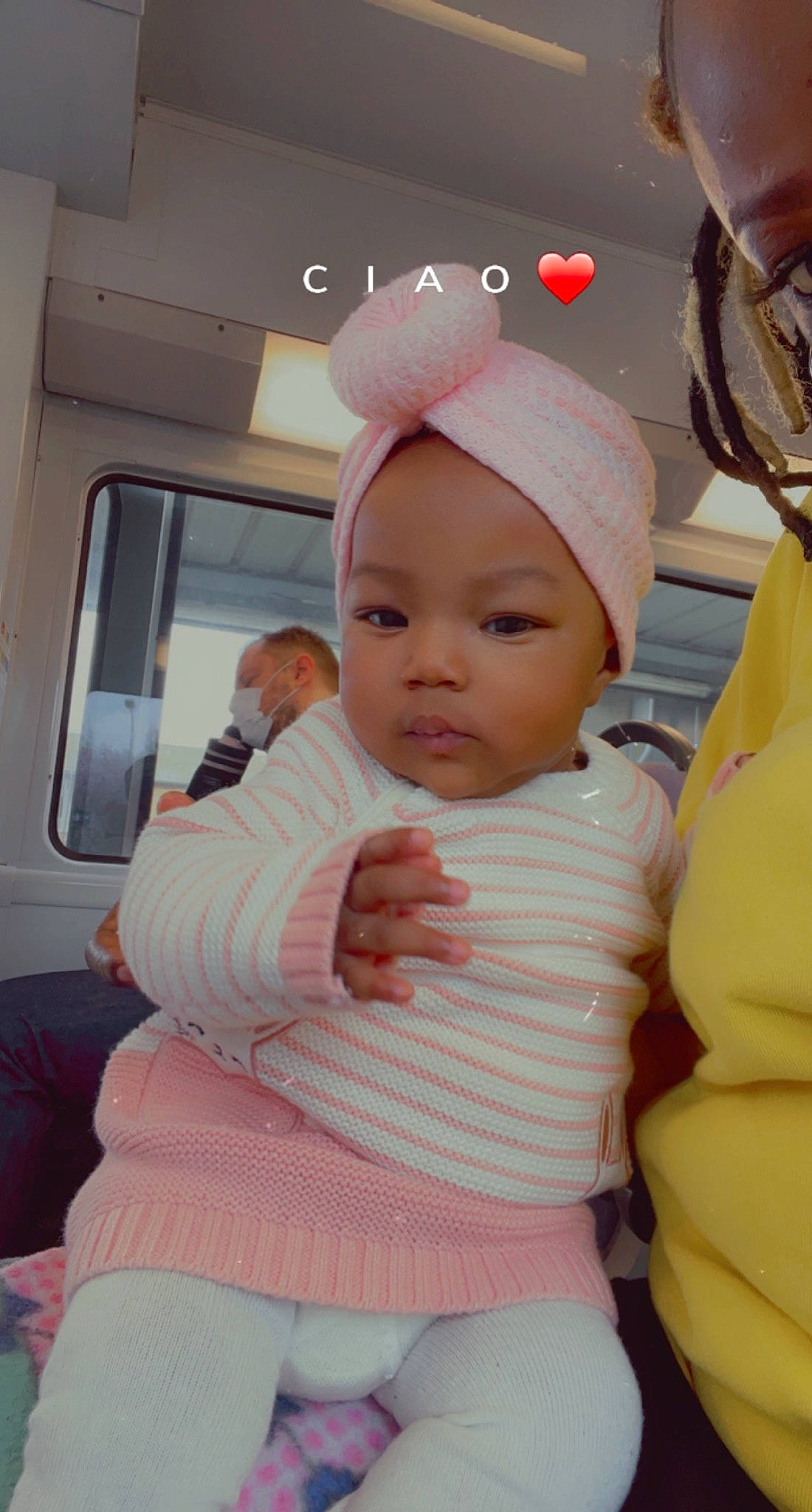 Hope a rejoint le concours — aidez-le/la à gagner de superbes lots ! baby, baby_products, baby_toddler_clothing, cap, car_seat, cheek, child, chin, comfort, event, face, fun, happy, head, headgear, headwear, person, pink, sitting, skin