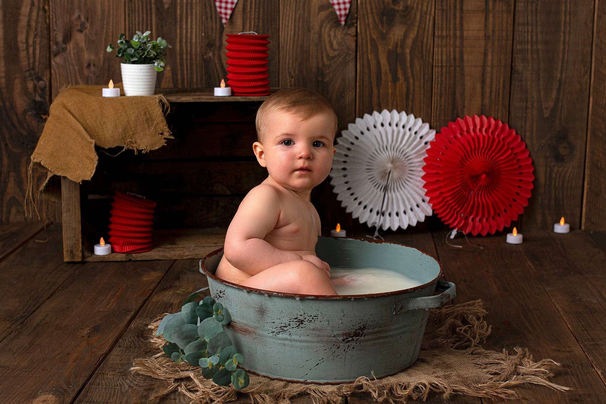 Lylio participe au concours pour gagner de l'argent avec cette photo : baby, child, person, toddler