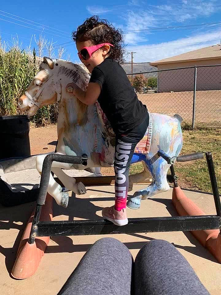 Ellyana is registered to the contest to win money with this photo: person