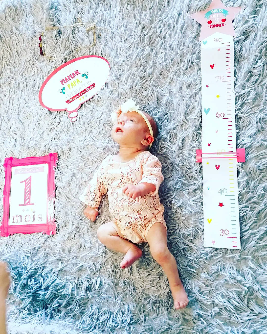 Hanaë participe au concours pour gagner de l'argent avec cette photo : art, baby, baby_toddler_clothing, beauty, child, facial_expression, font, fun, happy, headwear, illustration, magenta, organism, paper, pattern, people_in_nature, person, pink, play, product