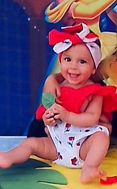 Paytone participe au concours pour gagner de l'argent avec cette photo : animated_cartoon, animation, baby, baby_laughing, baby_products, child, facial_expression, fun, happy, headgear, headwear, joy, leg, person, play, product, sitting, smile, thigh, toddler