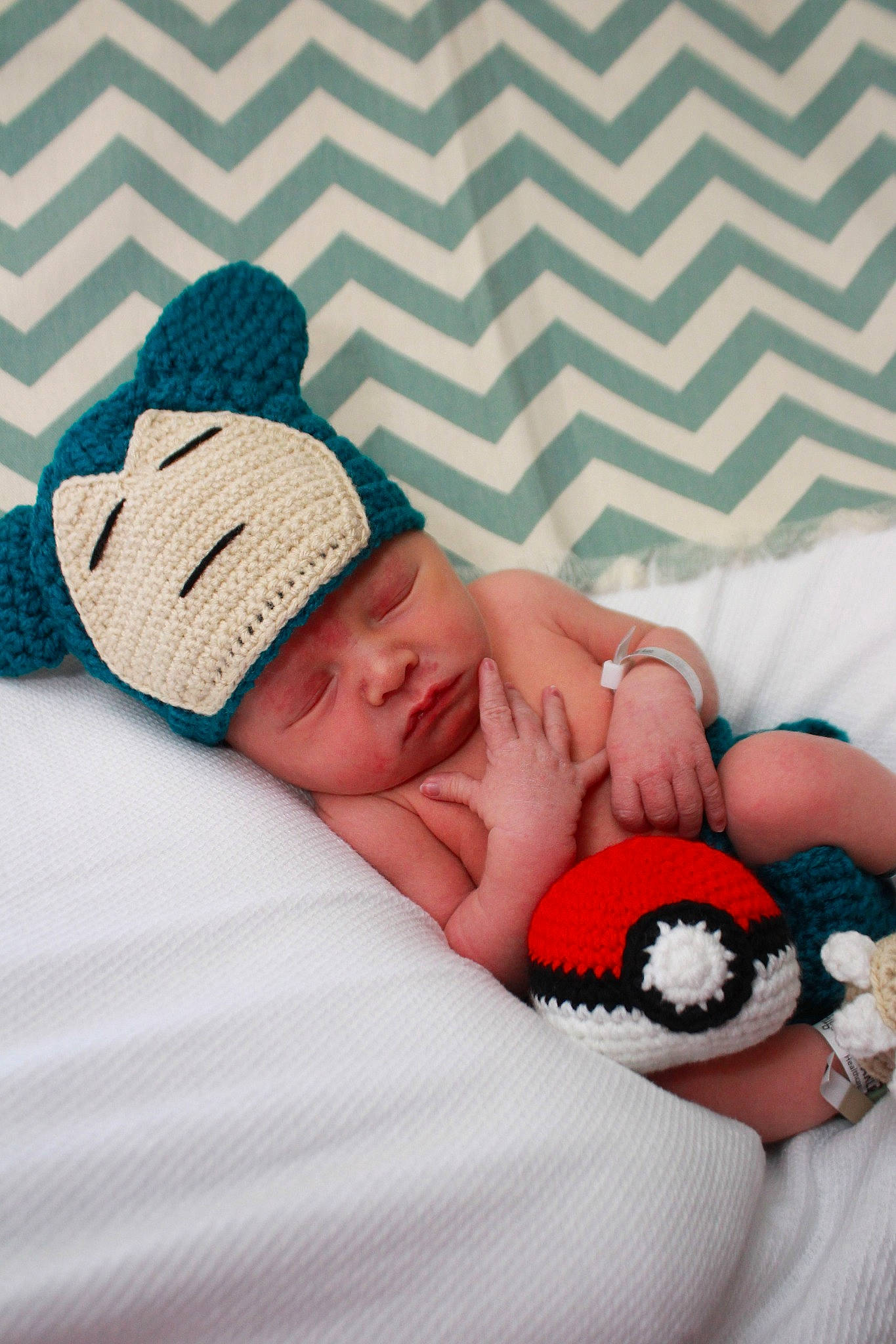 Jaymes is registered to the contest to win money with this photo: baby, baby_sleeping, beanie, bedtime, birth, cap, child, crochet, fashion_accessory, hair_accessory, happy, headgear, headwear, nap, person, photography, room, sleep, smile, toddler