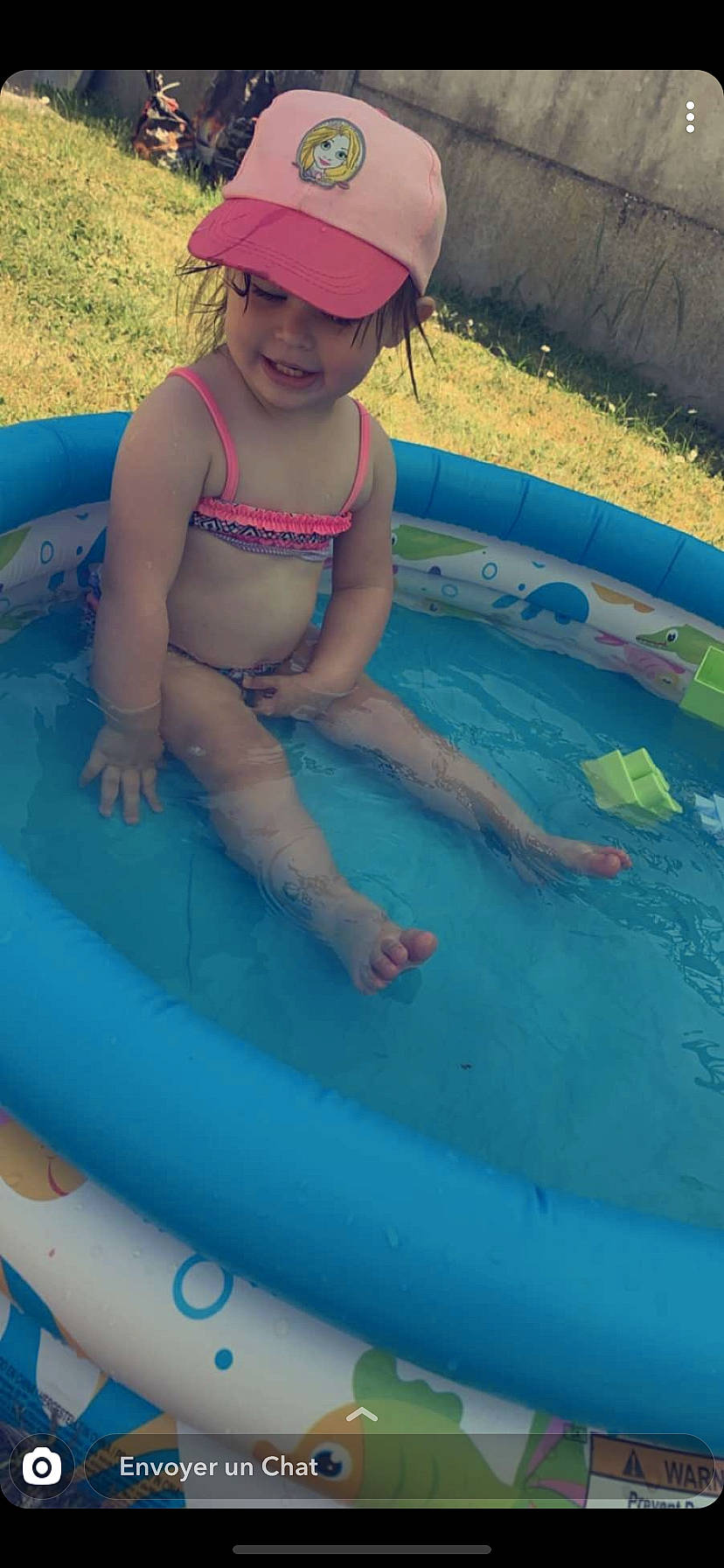 Lena participe au concours pour gagner de l'argent avec cette photo : baby_products, child, fun, games, headwear, inflatable, leisure, person, play, product, recreation, summer, swimming_pool, toddler, vacation