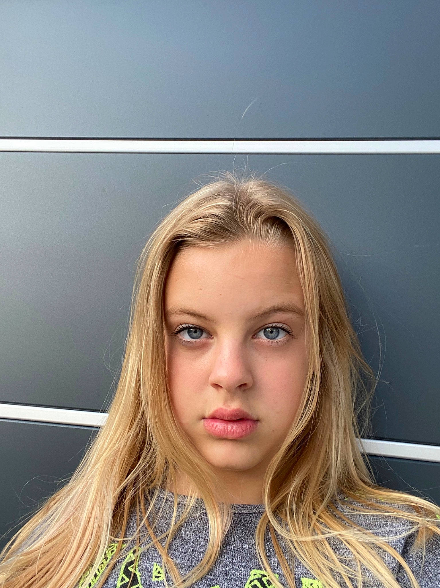 Oceane participe au concours pour gagner de l'argent avec cette photo : beauty, blond, brown_hair, chin, eye, eyebrow, face, forehead, hair, hair_coloring, hairstyle, head, jaw, lip, long_hair, nose, person, photography, selfie, skin