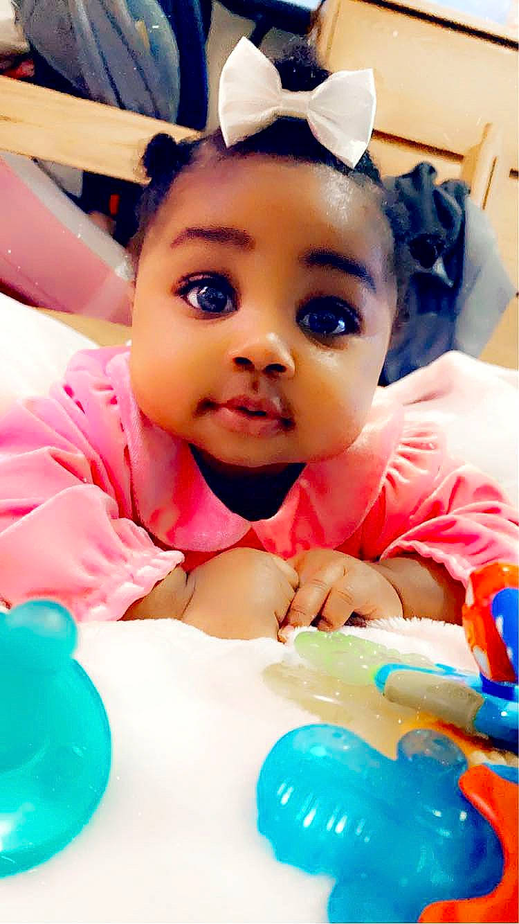 Faith is registered to the contest to win money with this photo: arm, azure, blue, cheek, chin, eye, eyelash, facial_expression, finger, hair, hairstyle, happy, head, iris, lip, mouth, nose, organ, person, skin