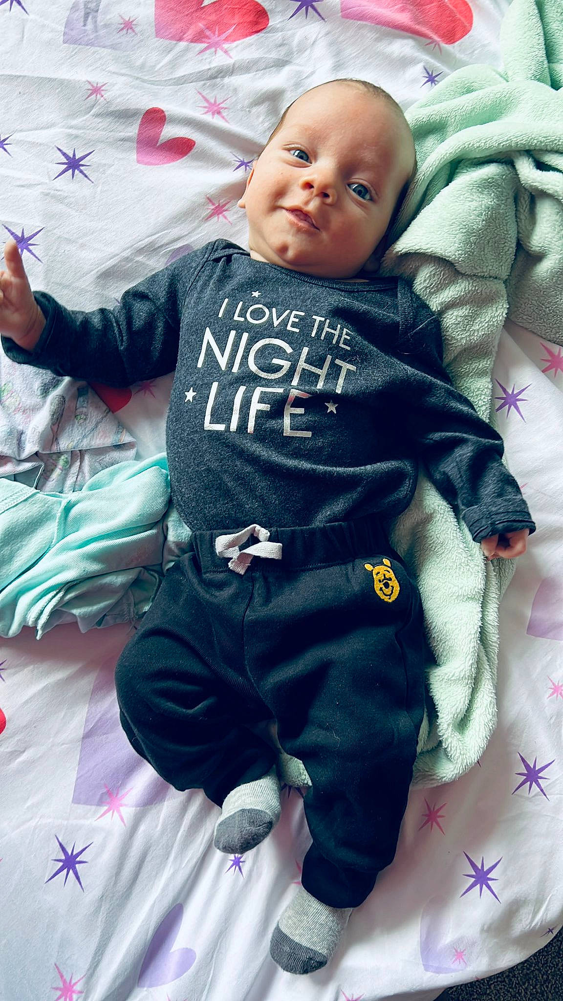 Khai is registered to the contest to win money with this photo: baby, baby_toddler_clothing, beauty, cheek, child, comfort, happy, head, linens, people, person, photograph, pink, product, skin, sleeve, snapshot, t_shirt, textile, toddler