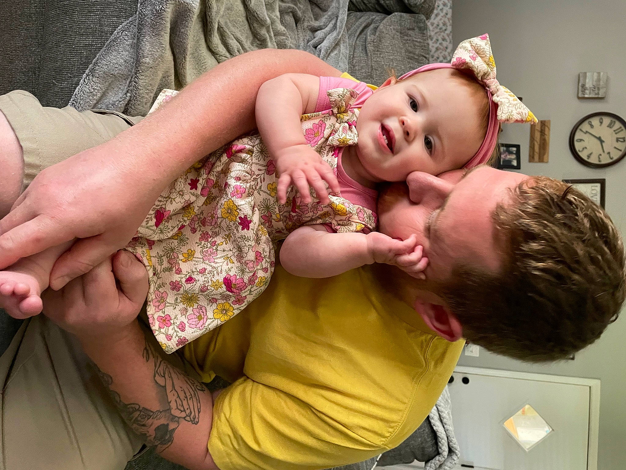 Emma is registered to the contest to win money with this photo: abdomen, baby, child, clock, elbow, event, facial_expression, finger, fun, gesture, hand, happy, interaction, mouth, muscle, nail, person, skin, smile, toddler