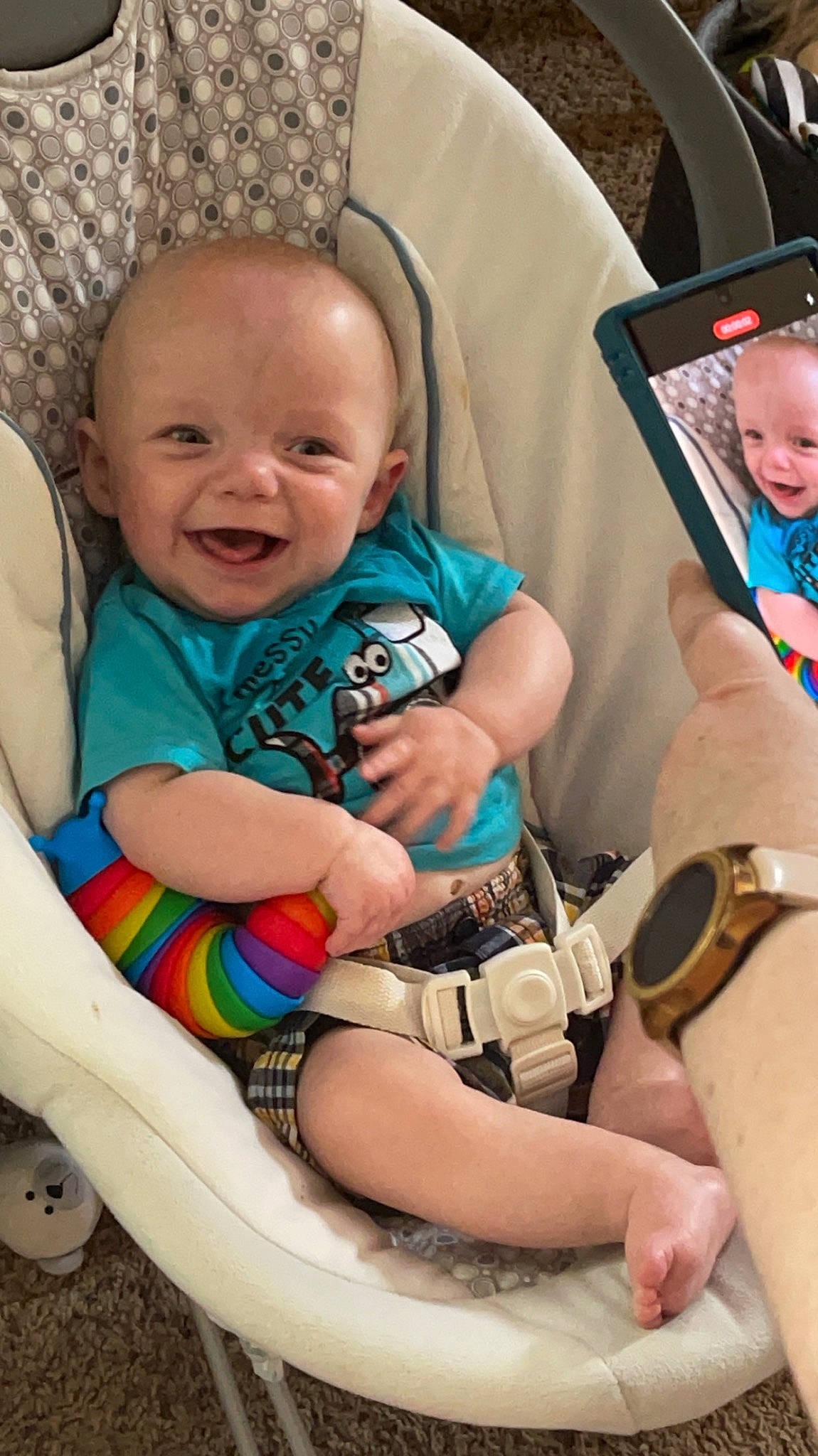 Lucas is registered to the contest to win money with this photo: baby, baby_carriage, baby_products, baby_toddler_clothing, car_seat, child, comfort, event, finger, fun, happy, joy, lap, person, sitting, skin, smile, thigh, thumb, tire