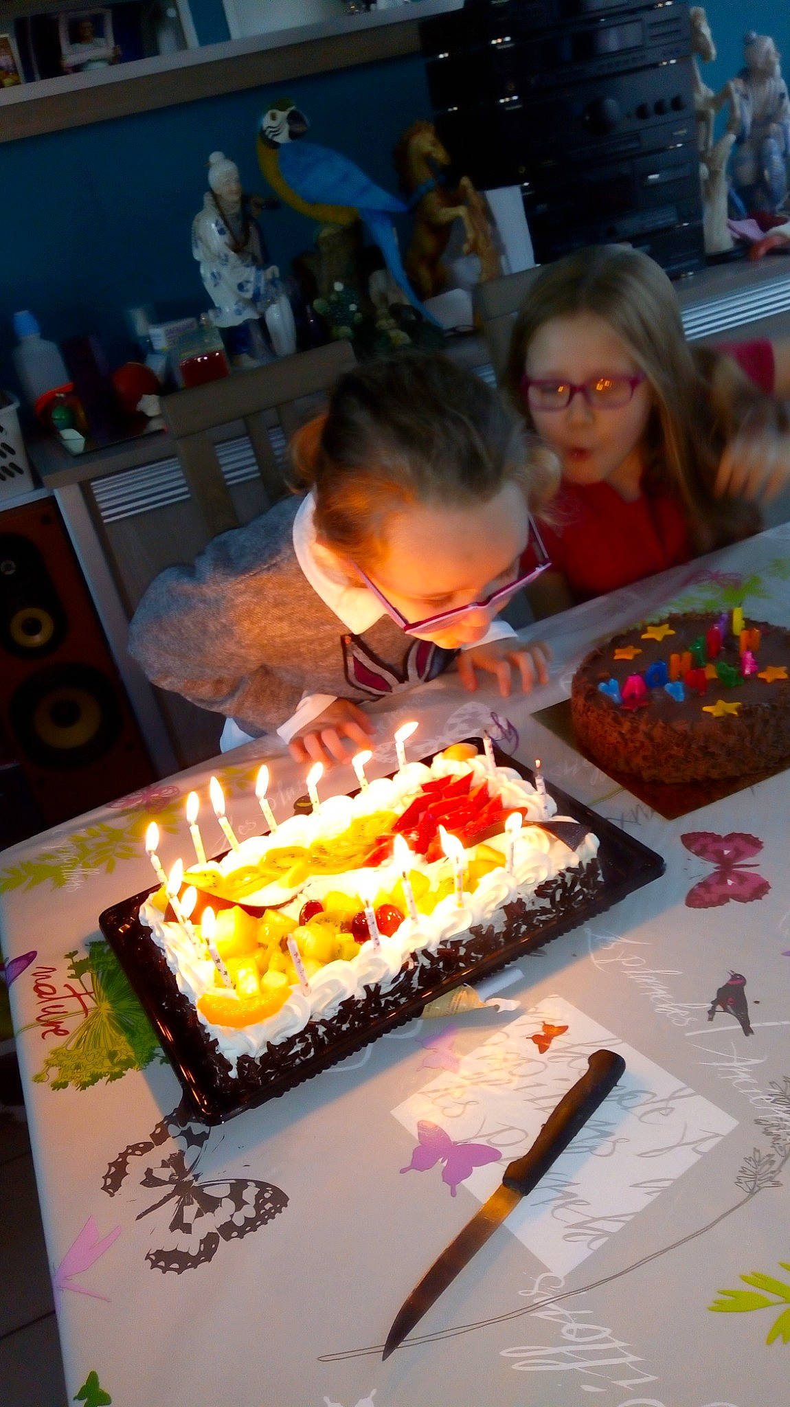 Emelyne participe au concours pour gagner de l'argent avec cette photo : baked_goods, baking, birthday, birthday_cake, buttercream, cake, cake_decorating, cuisine, dessert, food, icing, pasteles, person, sweetness, torte