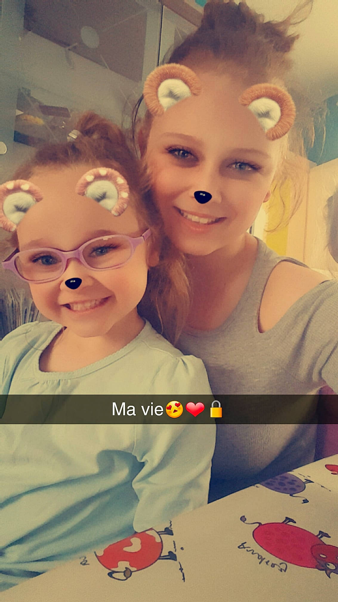 Emelyne participe au concours pour gagner de l'argent avec cette photo : cheek, child, cool, ear, emotion, eye, eyebrow, face, facial_expression, forehead, girl, hairstyle, head, human, human_hair_color, joy, mouth, nose, organ, person