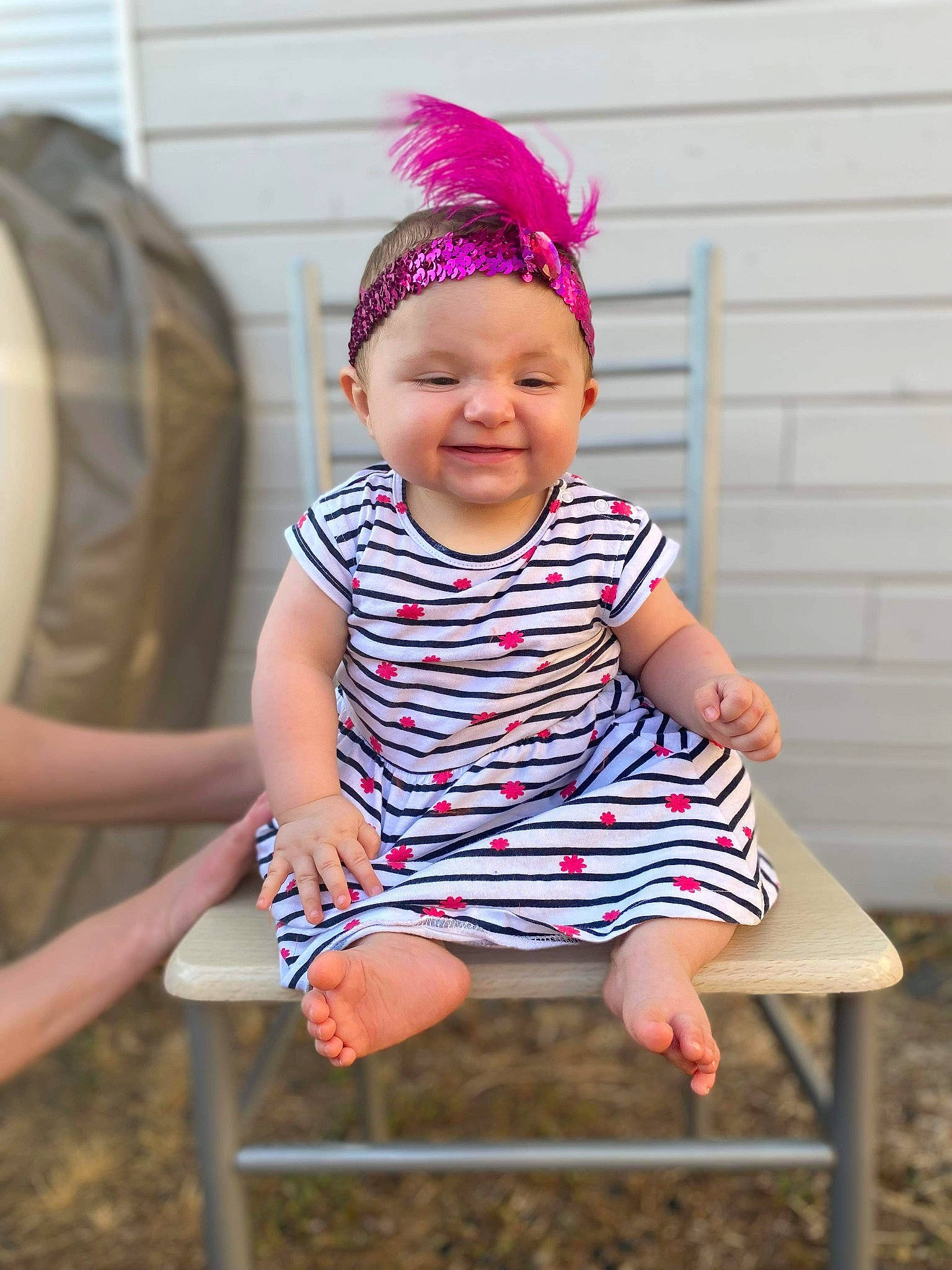 Anastasiya participe au concours pour gagner de l'argent avec cette photo : baby, baby_toddler_clothing, barrel, cap, child, dress, face, facial_expression, fun, grass, happy, headband, headwear, joy, magenta, pattern, people, person, pink, skin